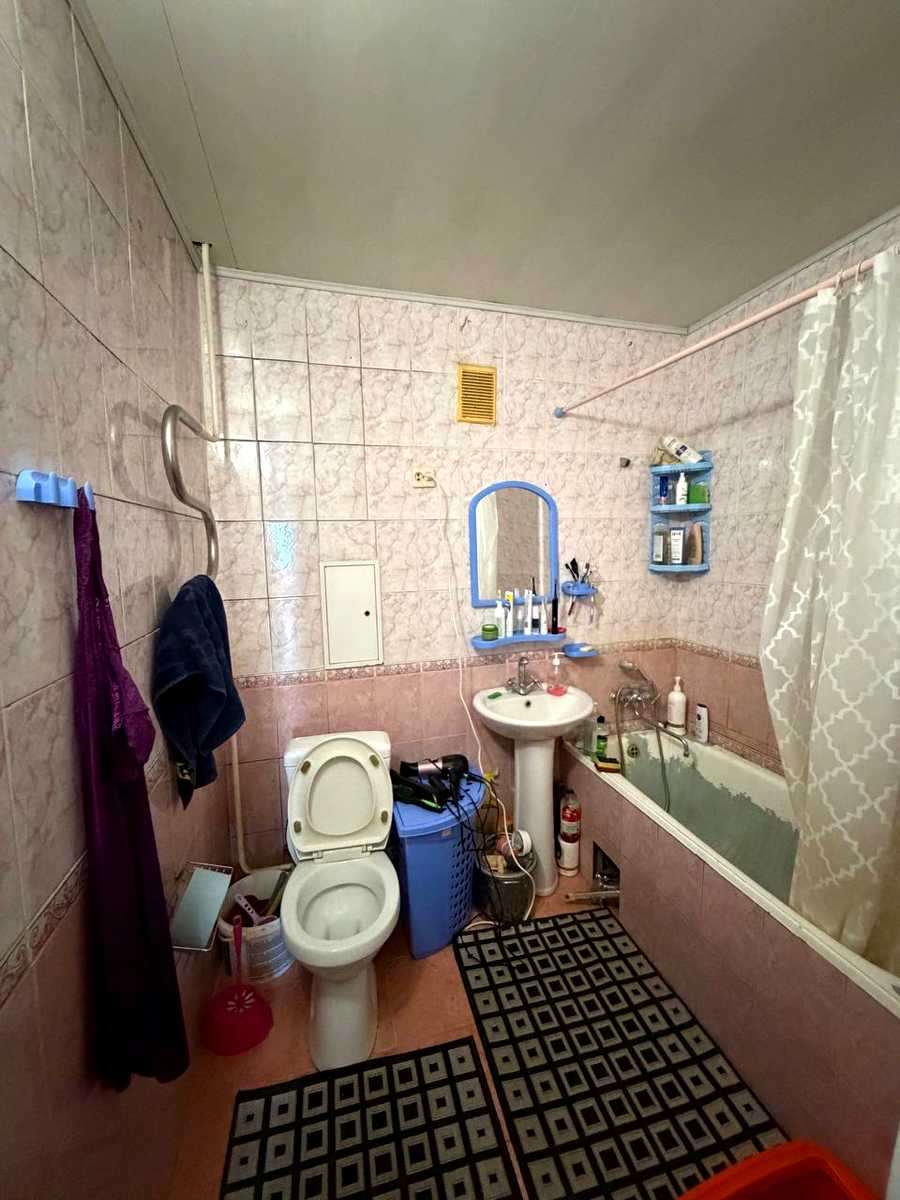 1879565411812650