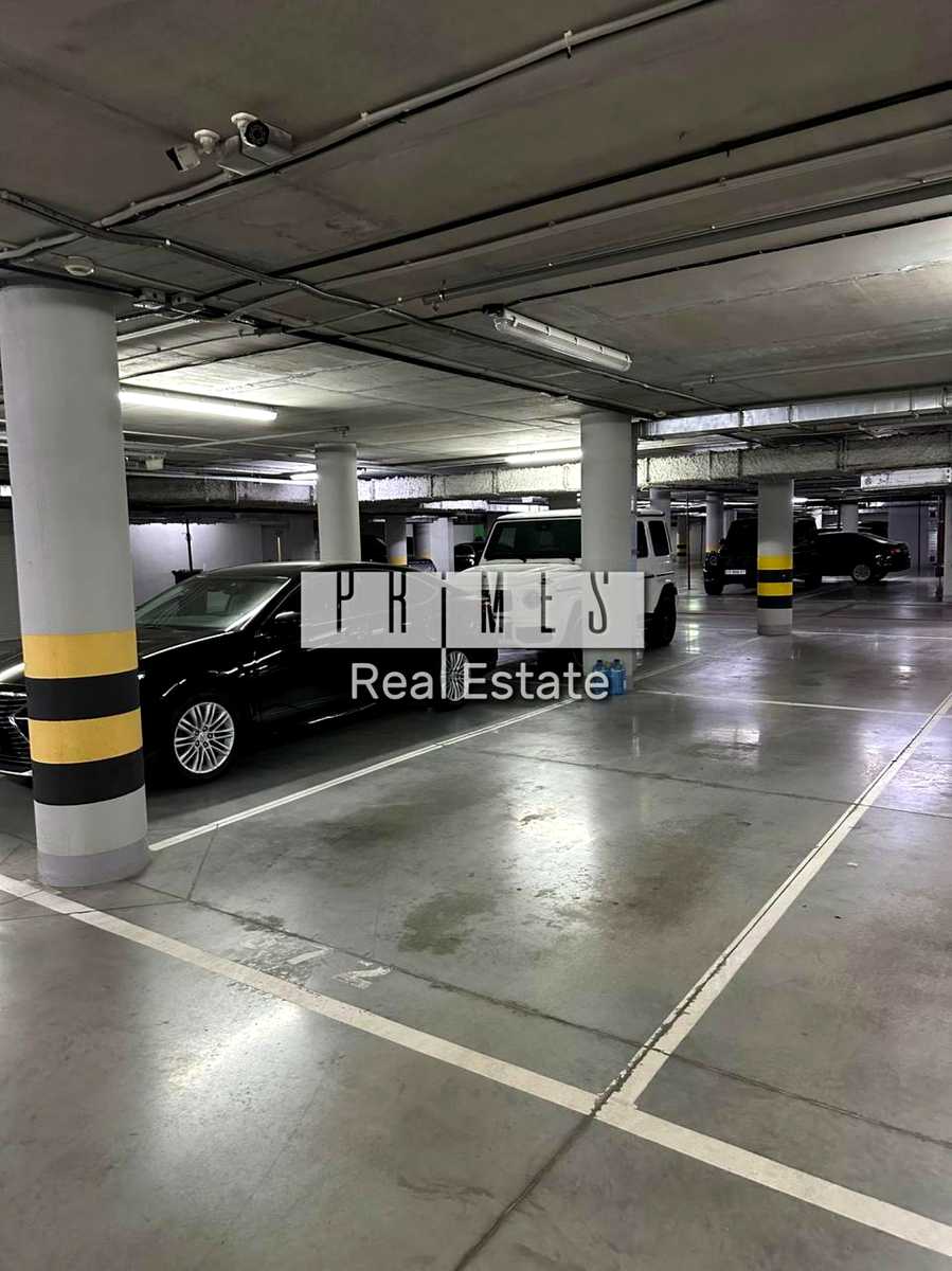 1879565504451904