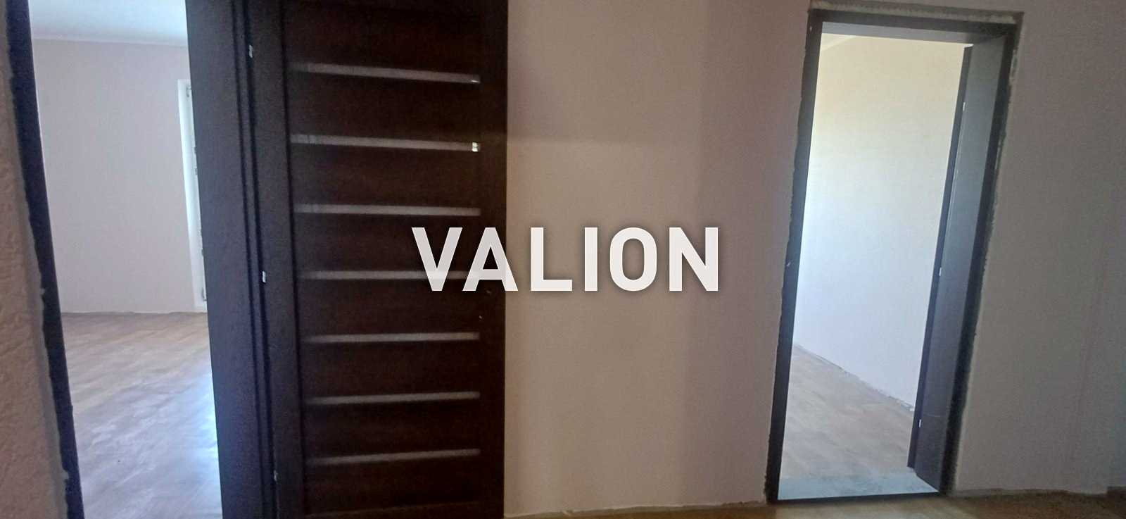1879565728398379