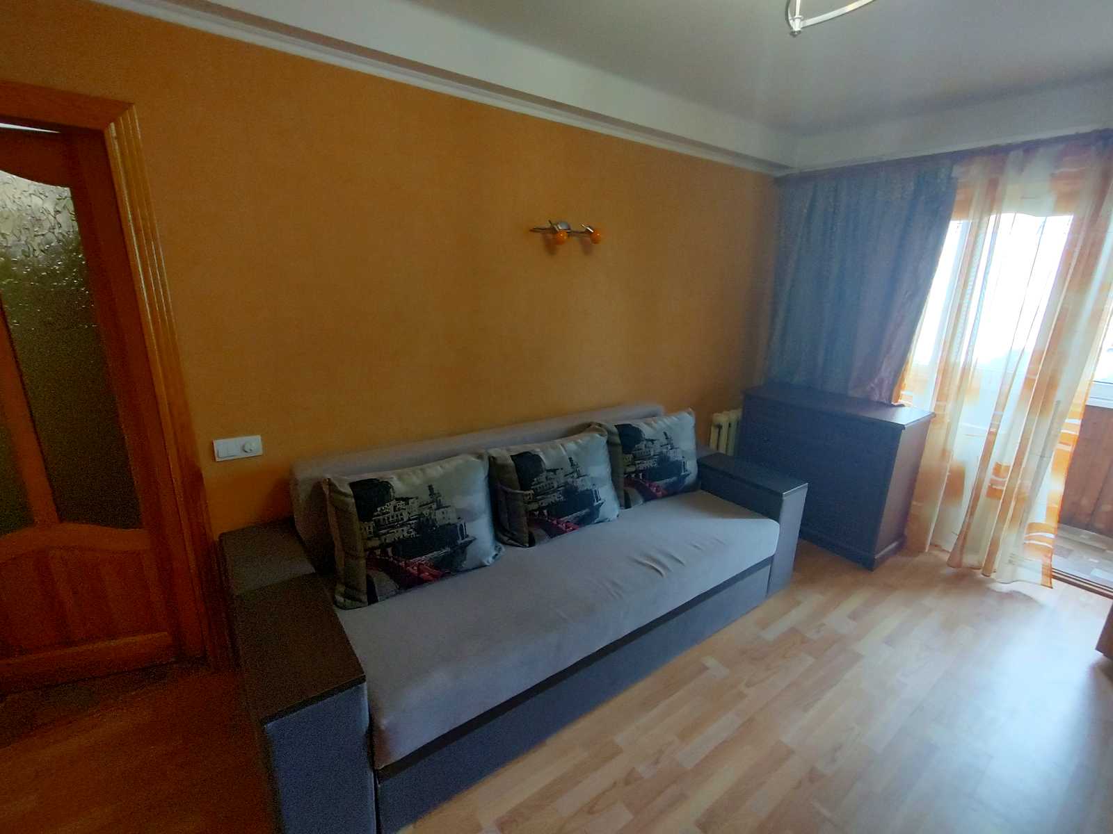 1879566311483429