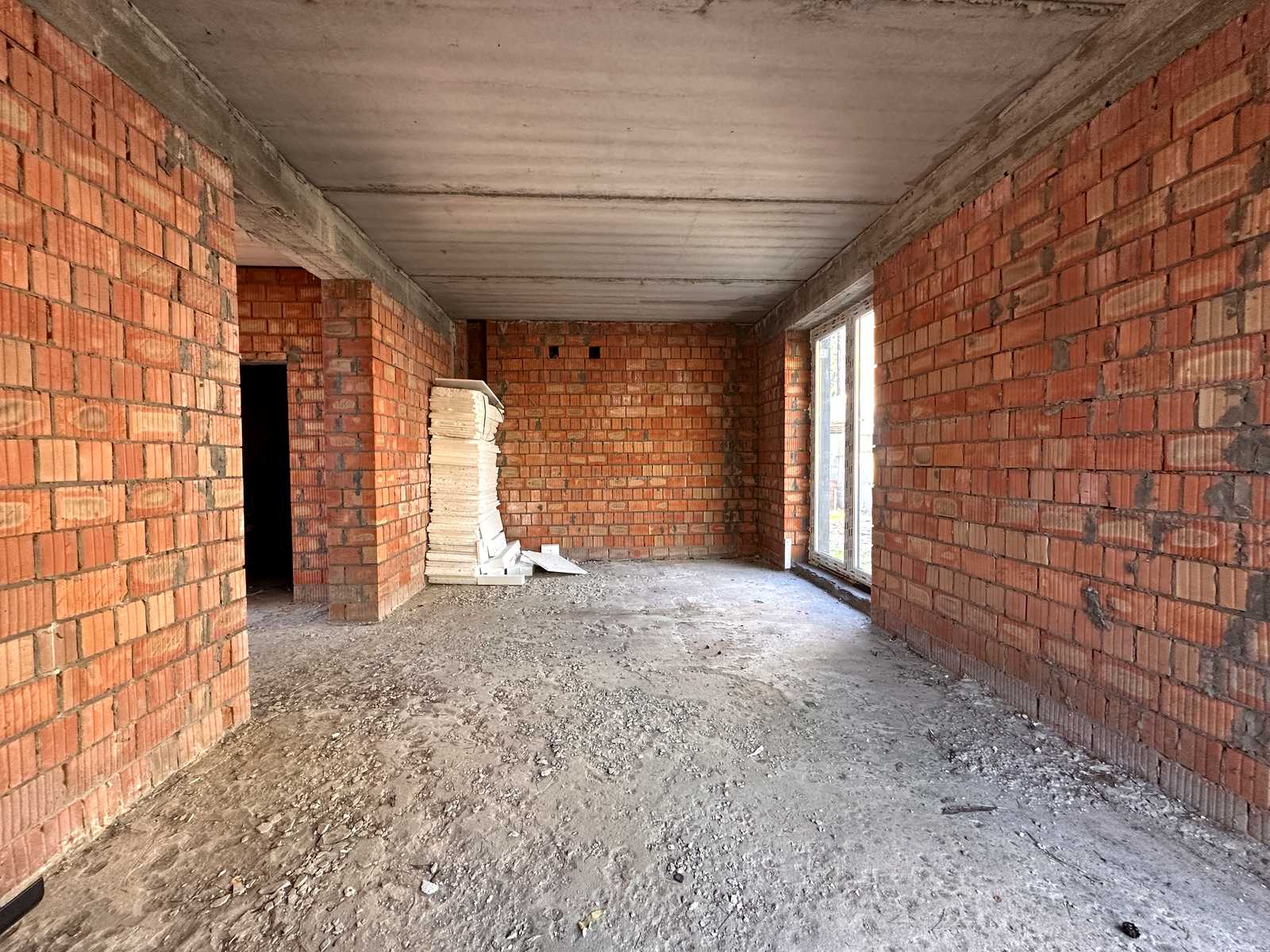 1879566661500303