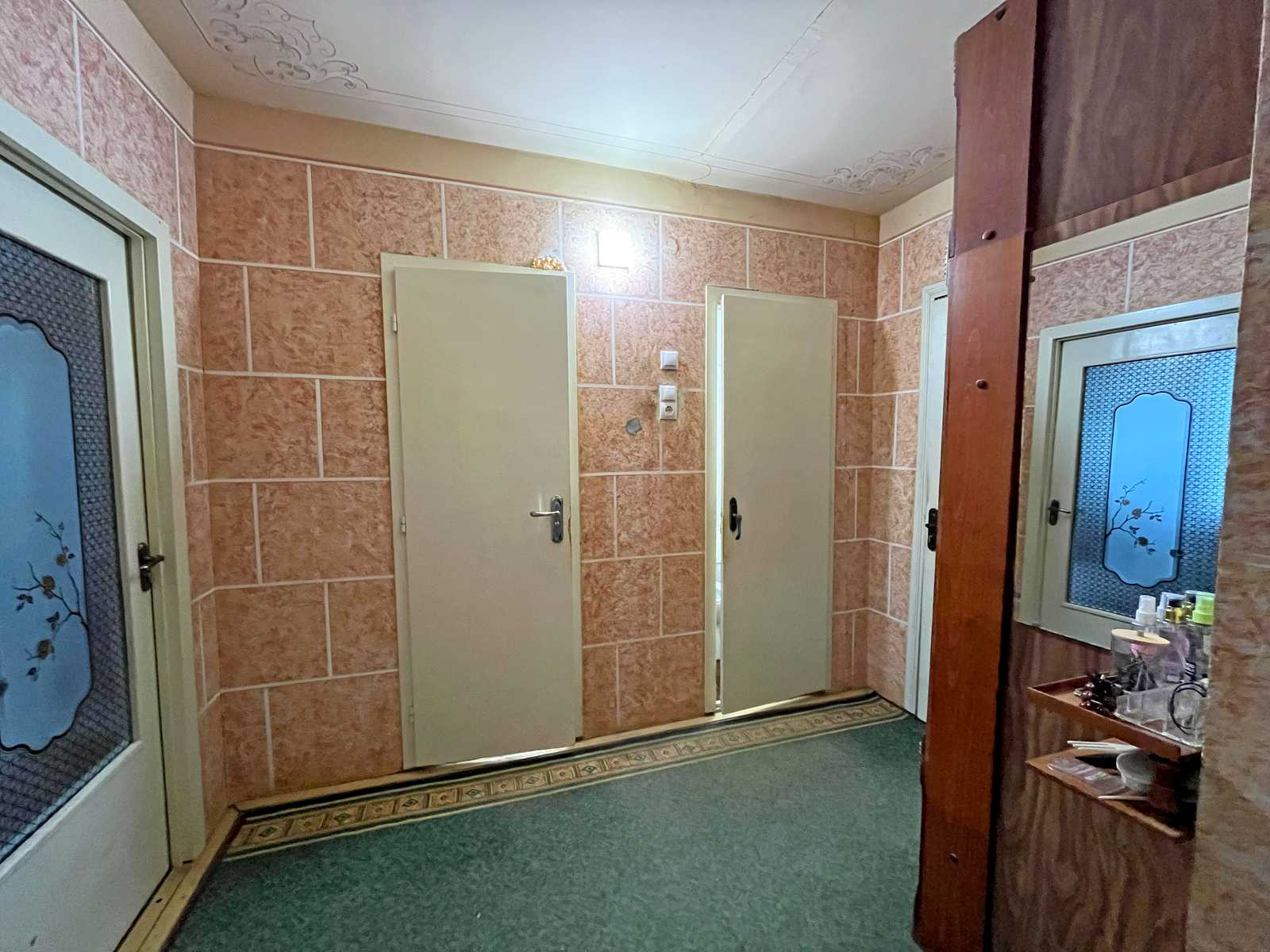 1879566833318521