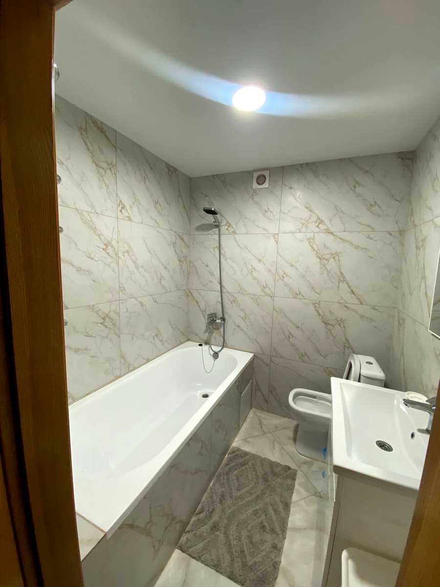 1879567046100146