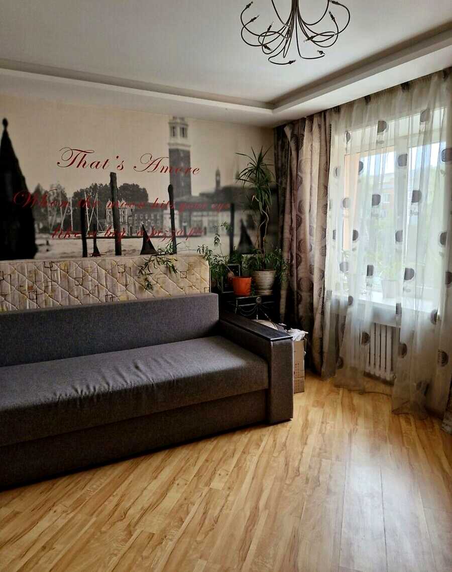 1879567168360221