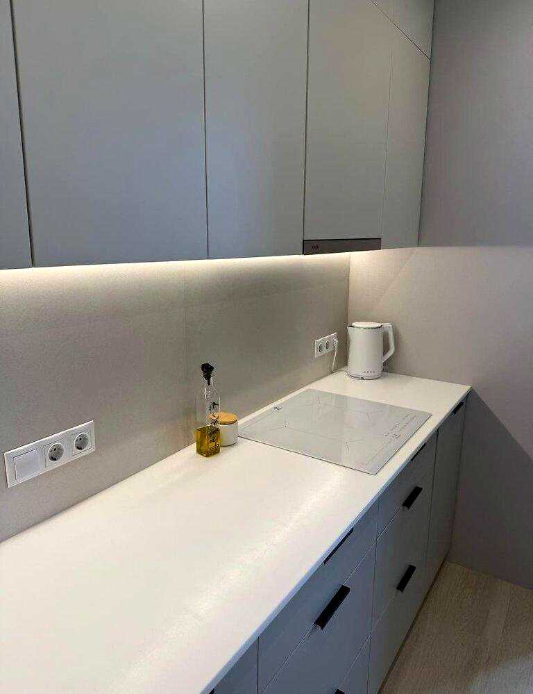 1879567973318873