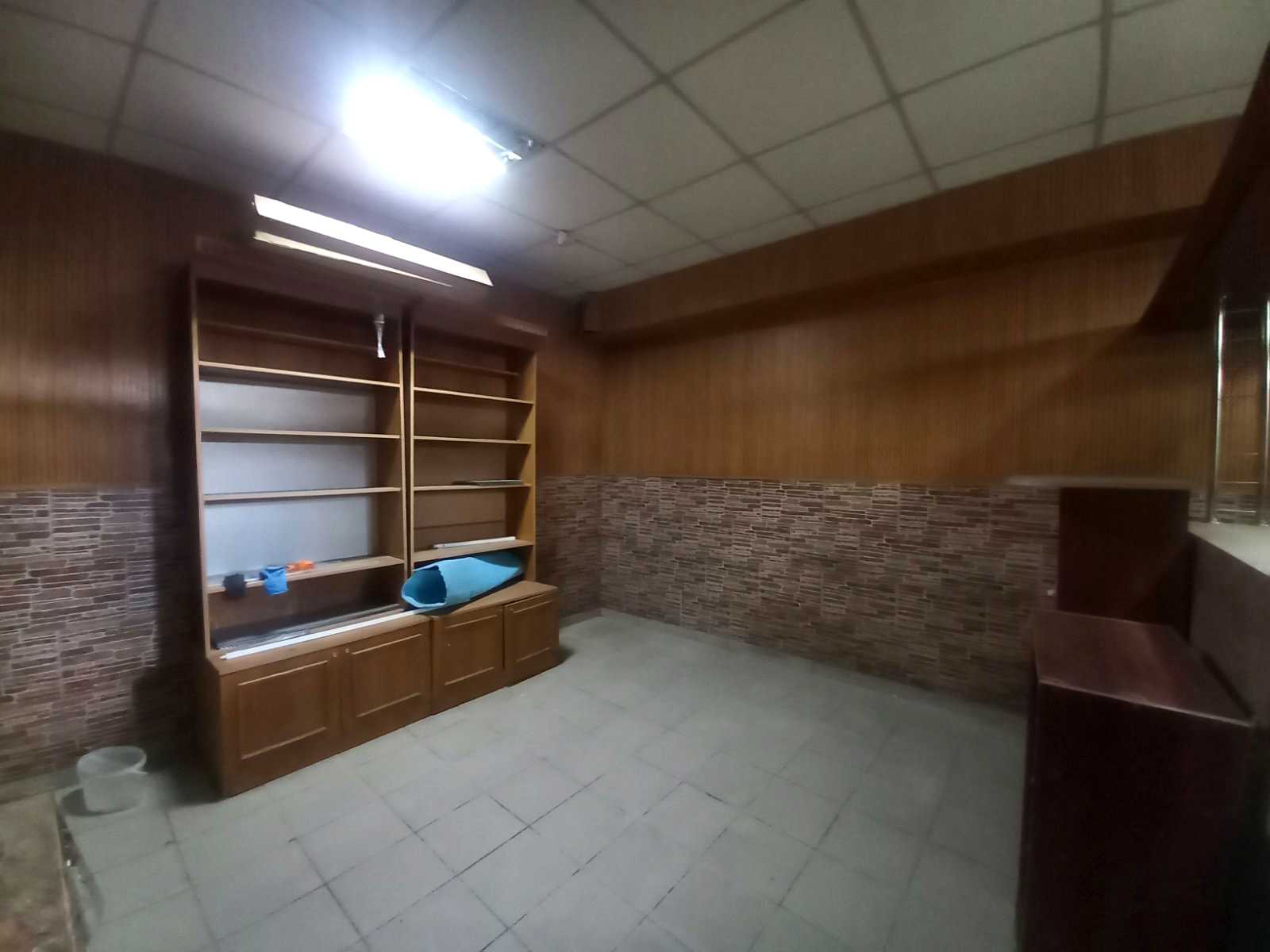 1879569396677679