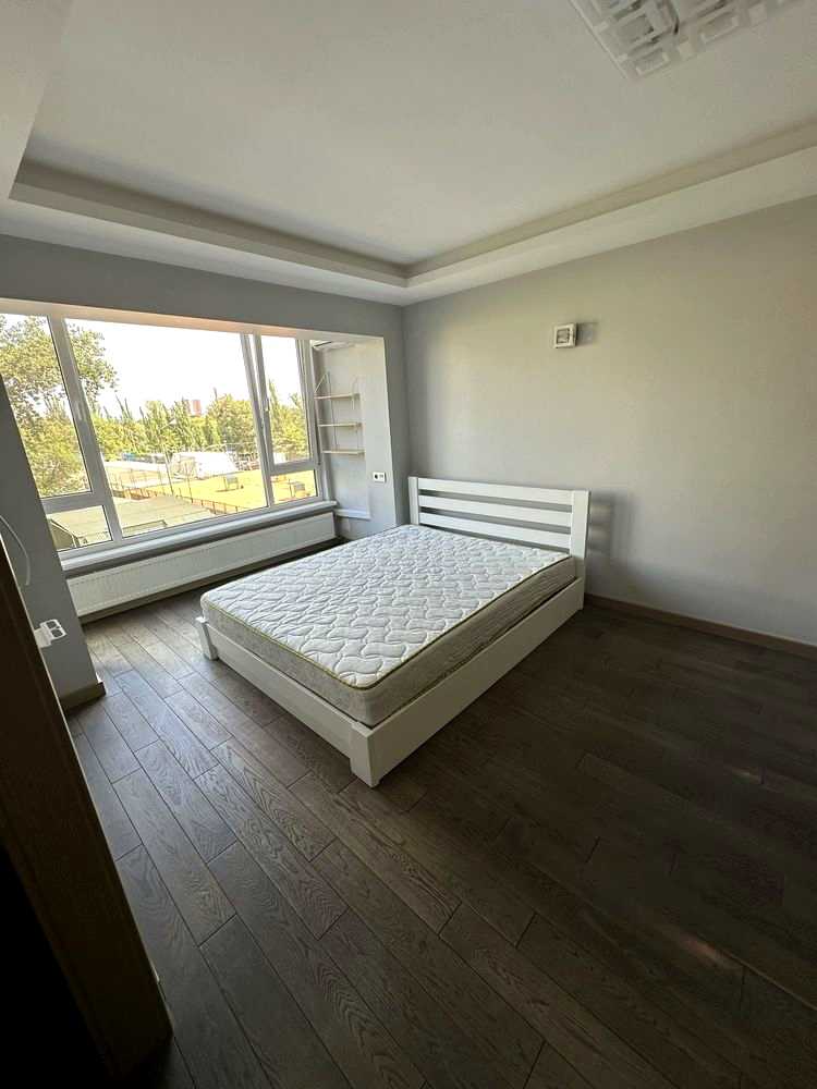 1879569570884668