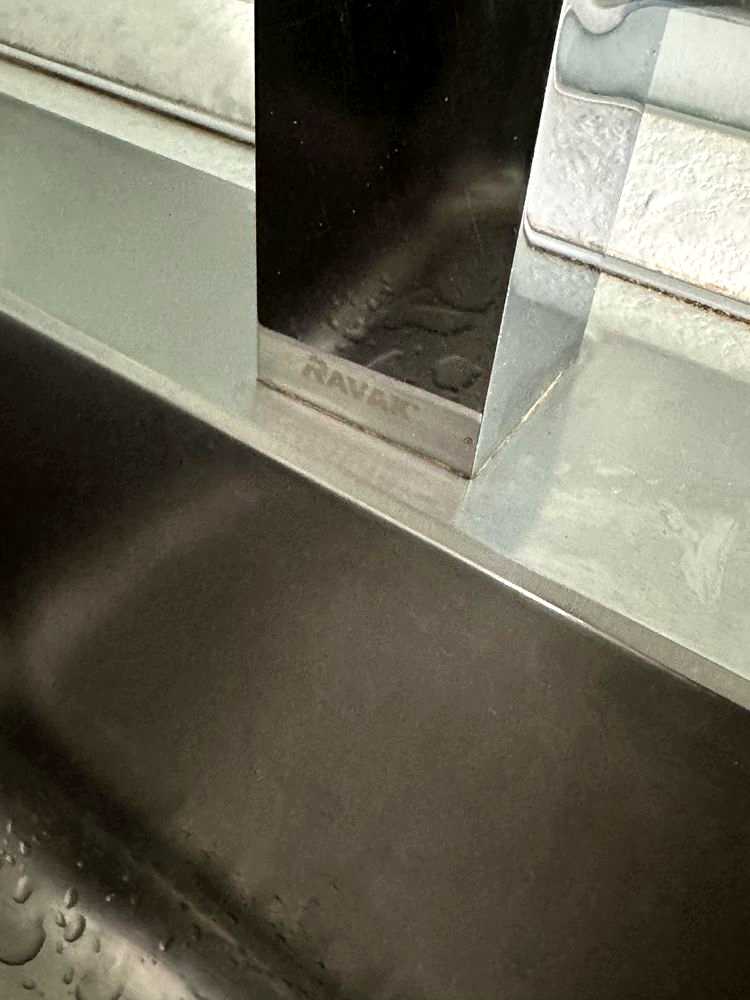 1879569572336619