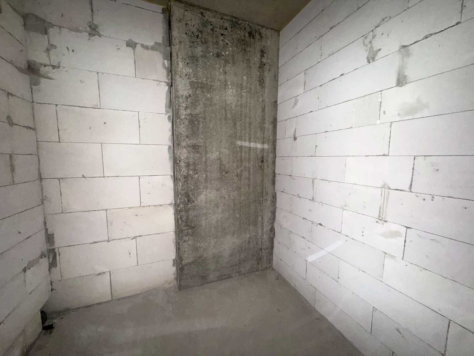 1879569687585142