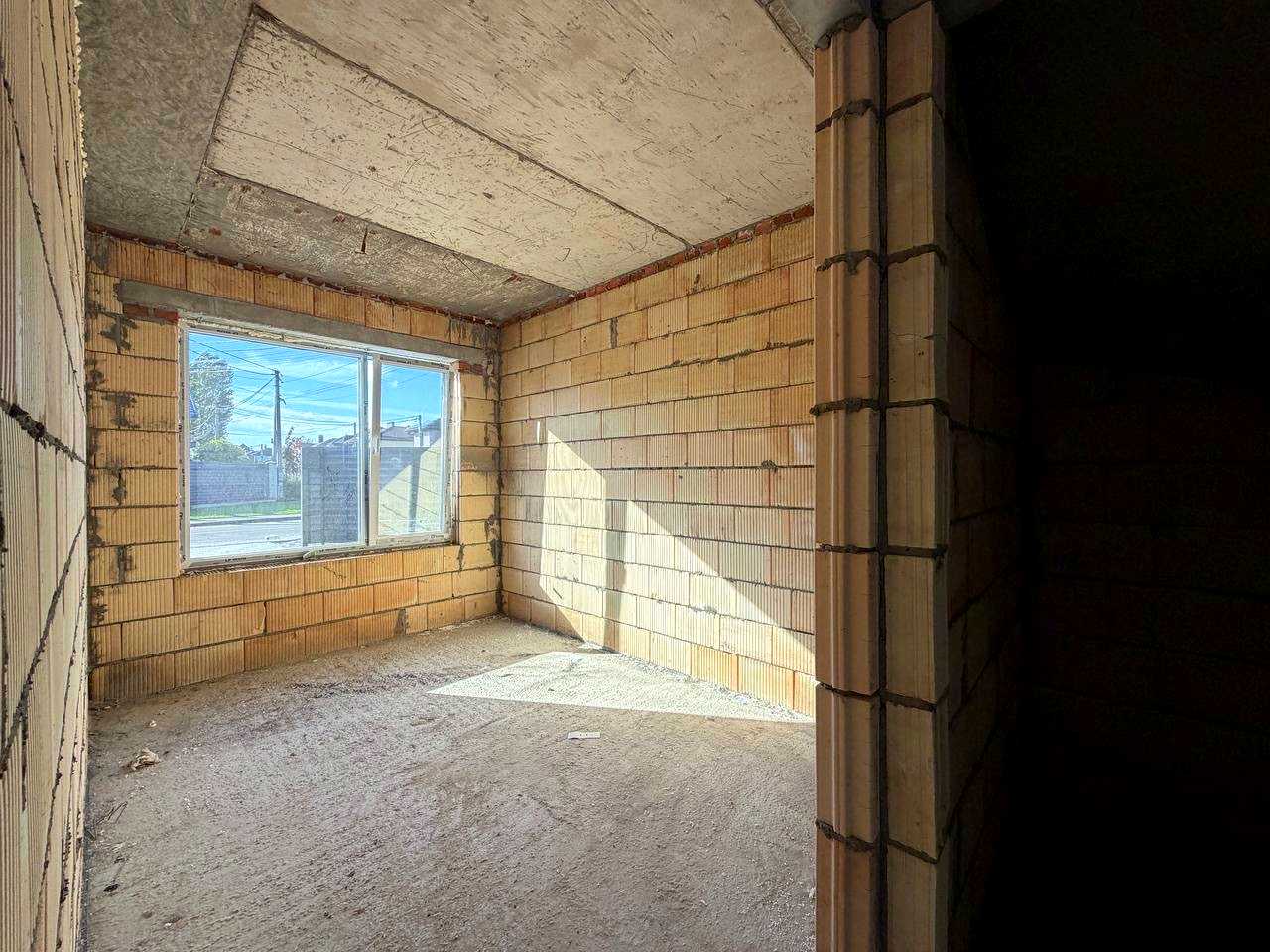 1879570651560555