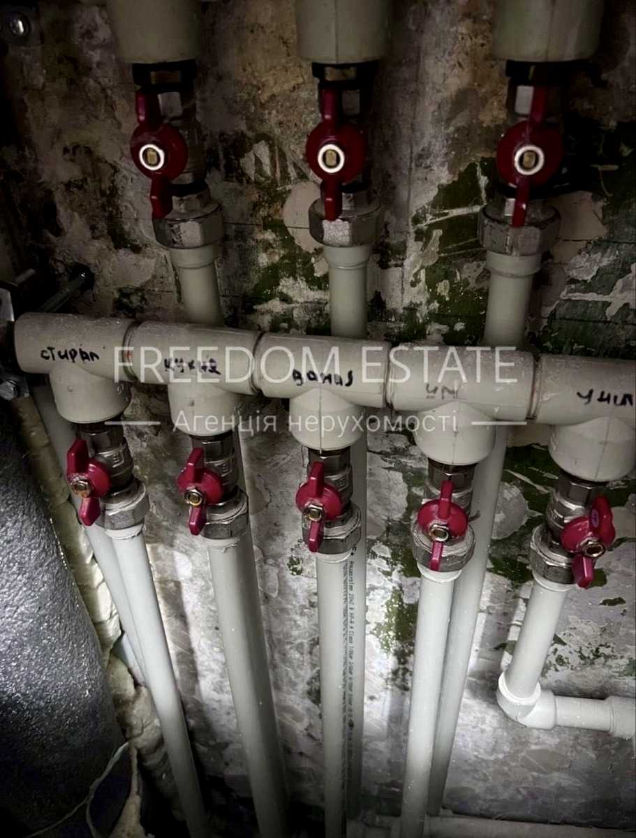 1879572894900805