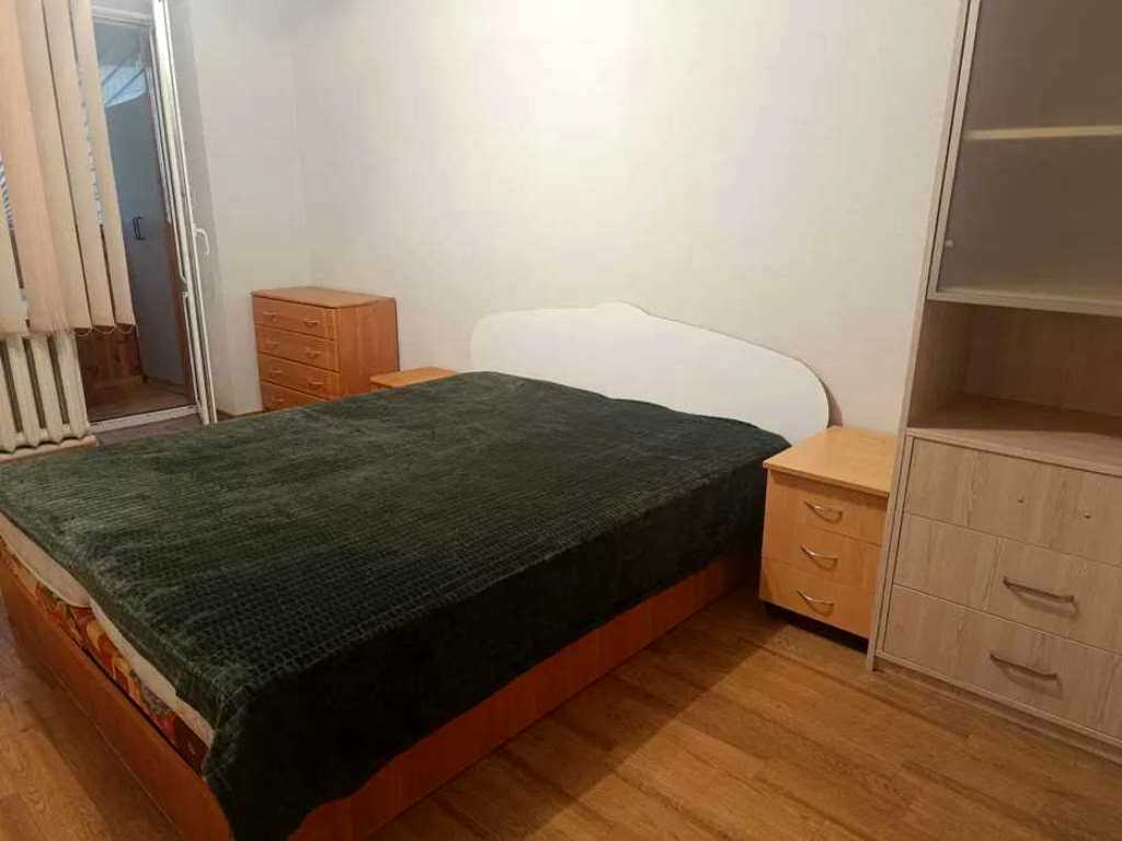 1879573465874374