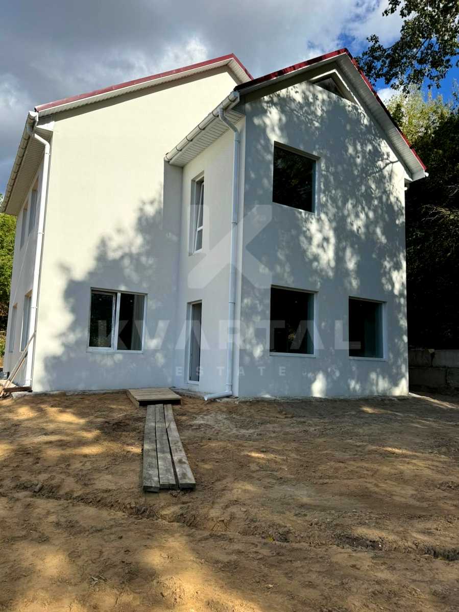1879574100298456