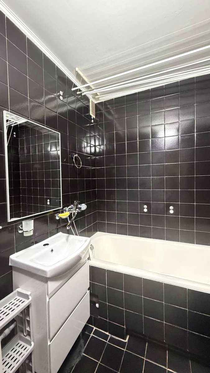 1879574609407333