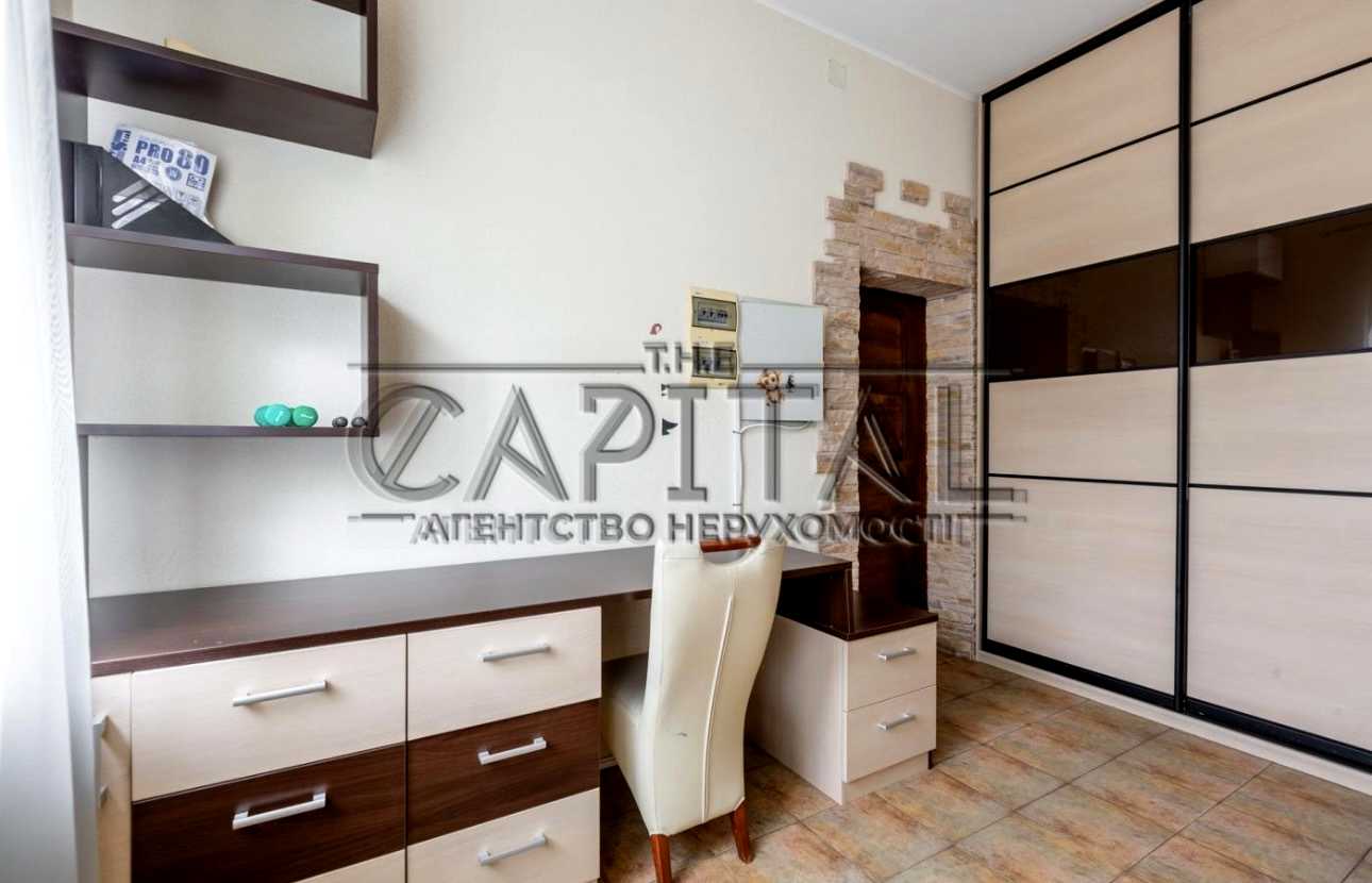 1879575524209057