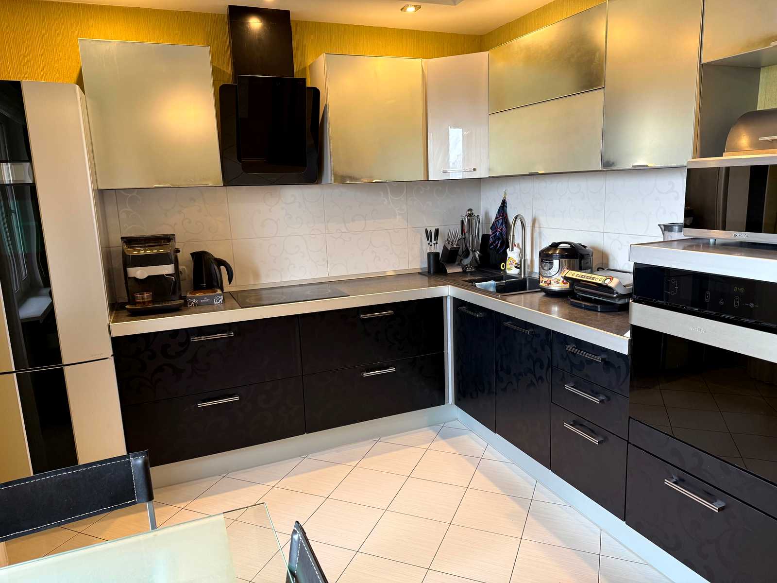 1879575553126050