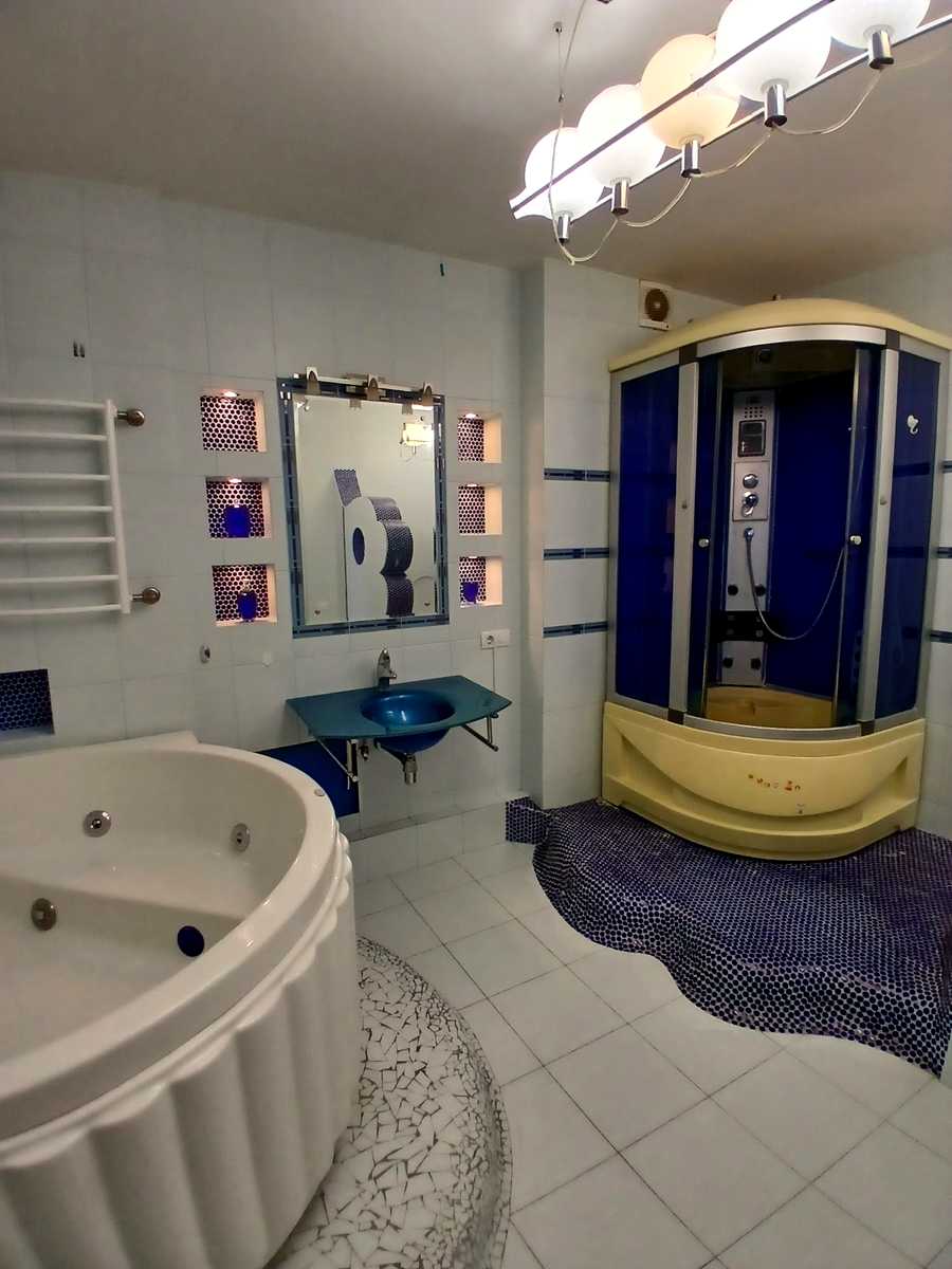 1879575809326695