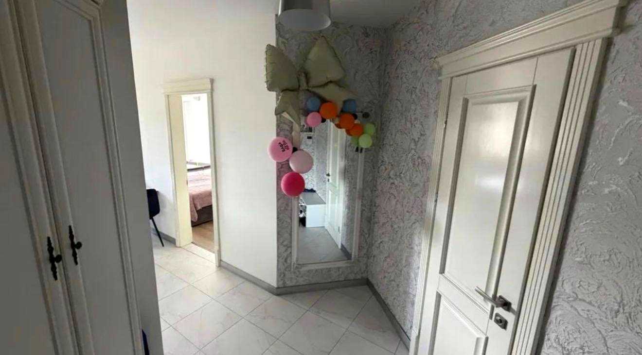 1879575889663623