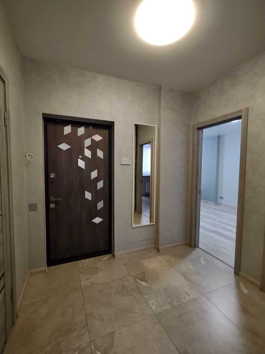1879576192300714