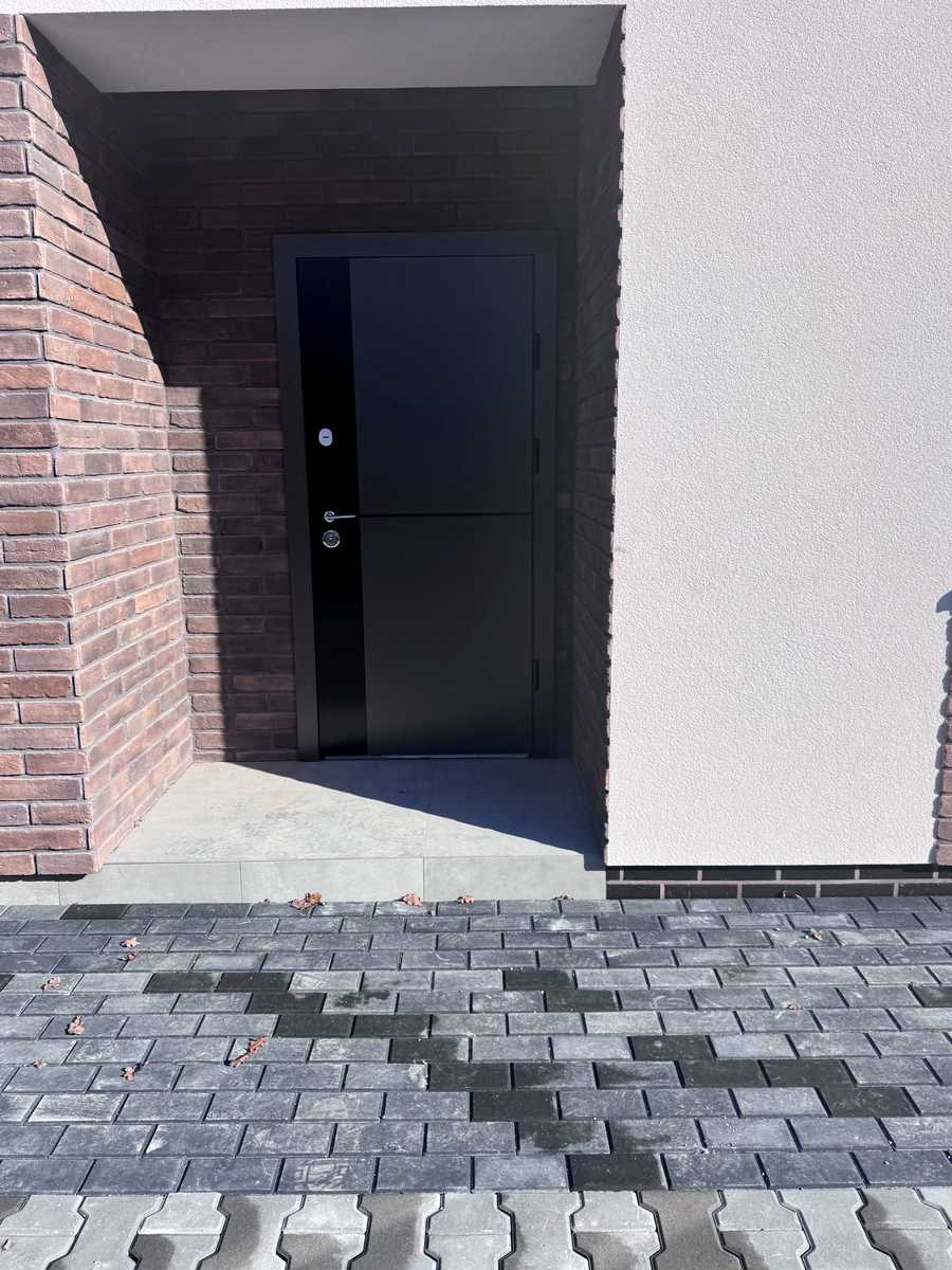 1879578076855983