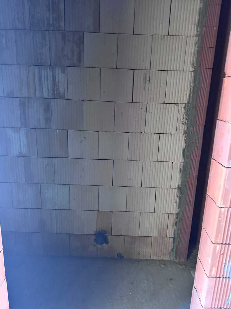 1879578092083216