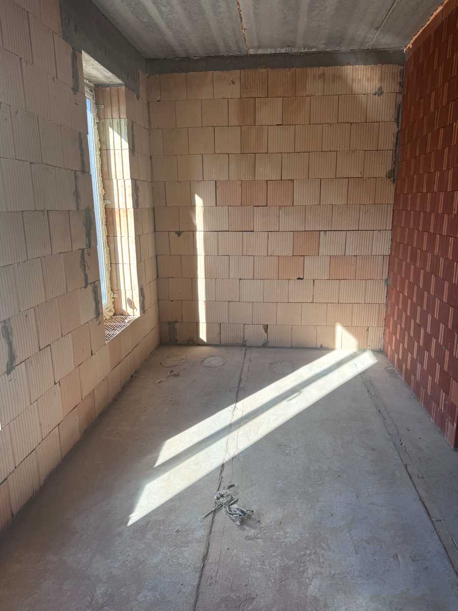 1879578137883355