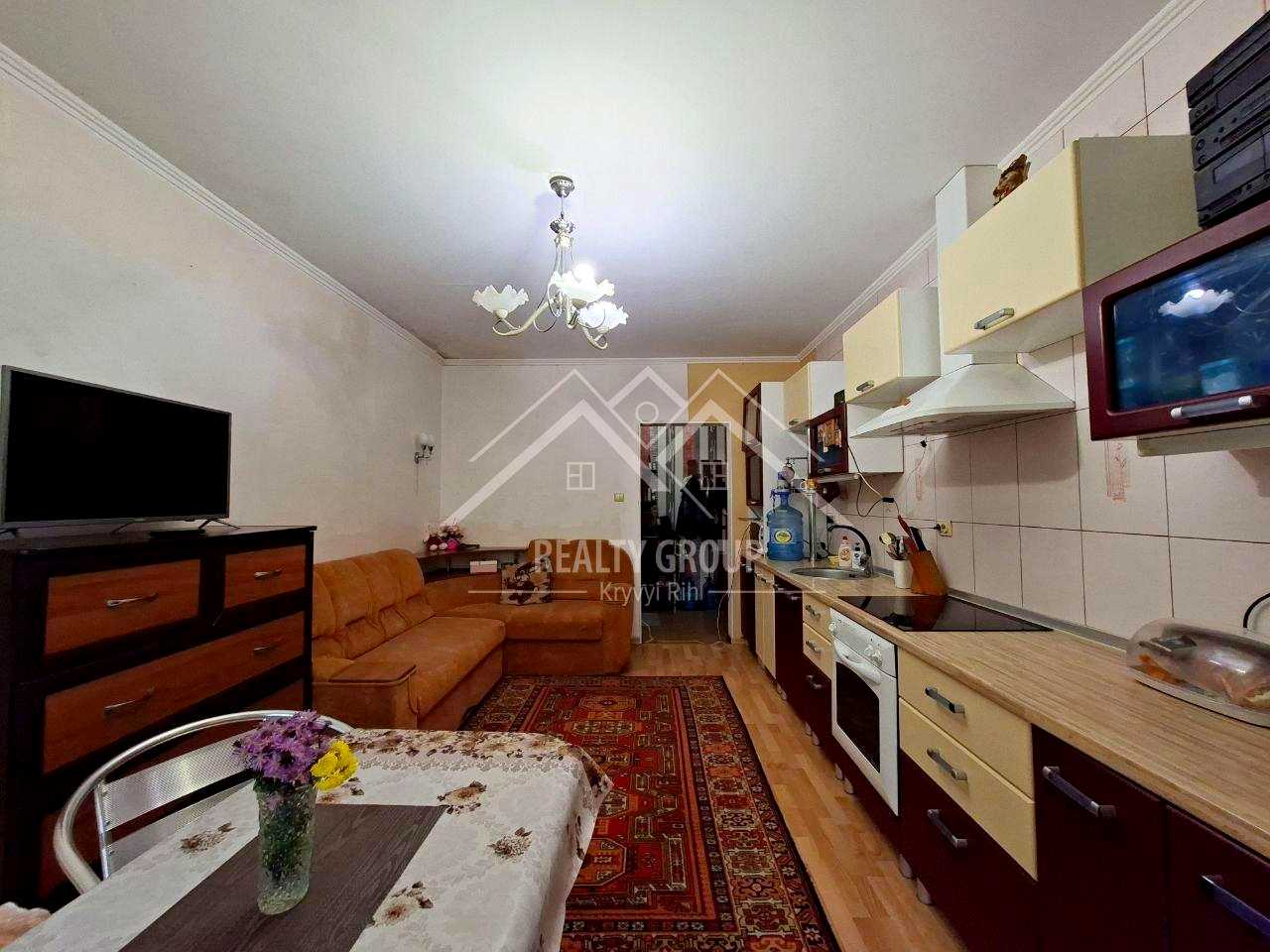 1879578149699652