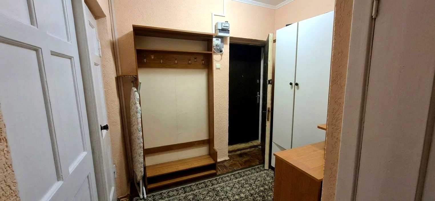 1879578276057885