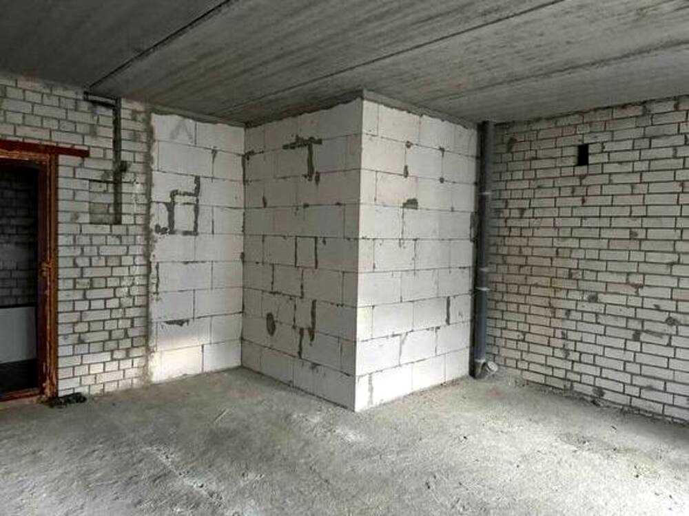 1879578678007394
