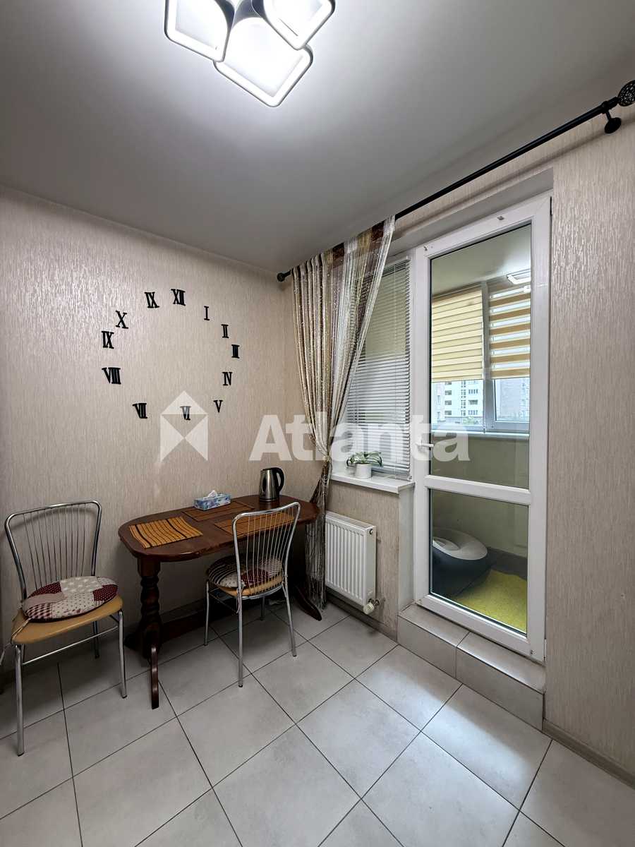 1879578924768322