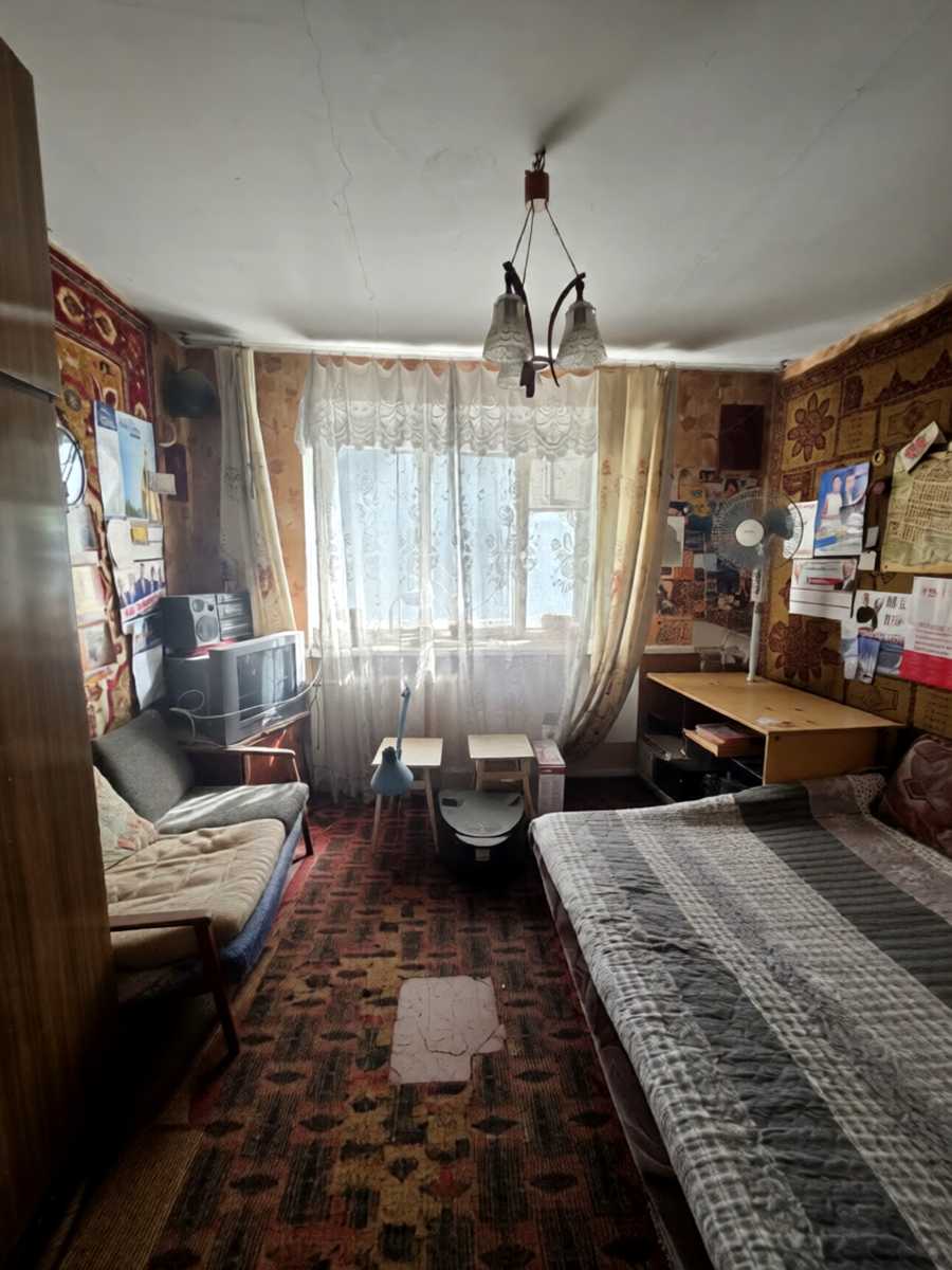 1879580383178370