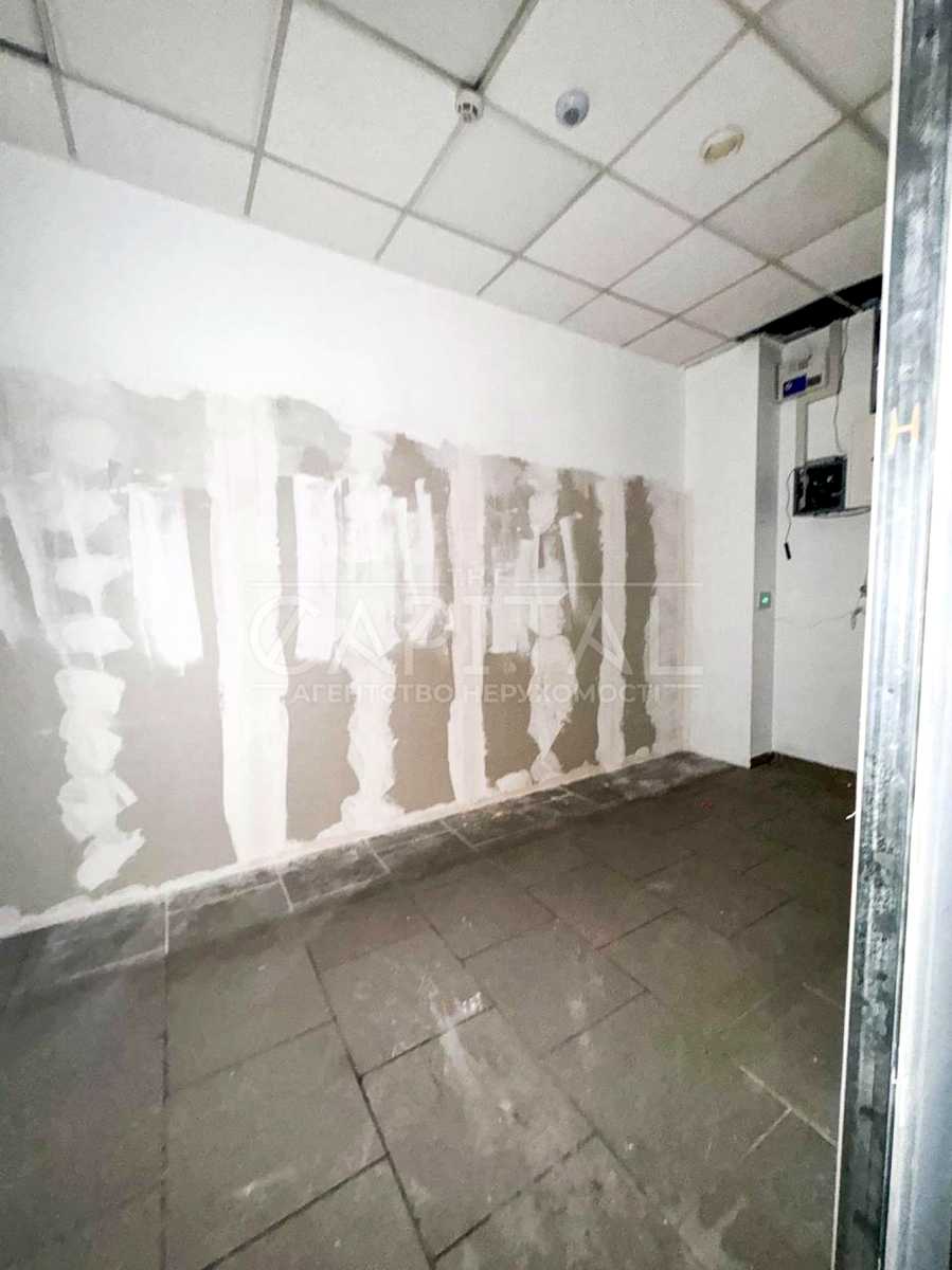 1879583761670697