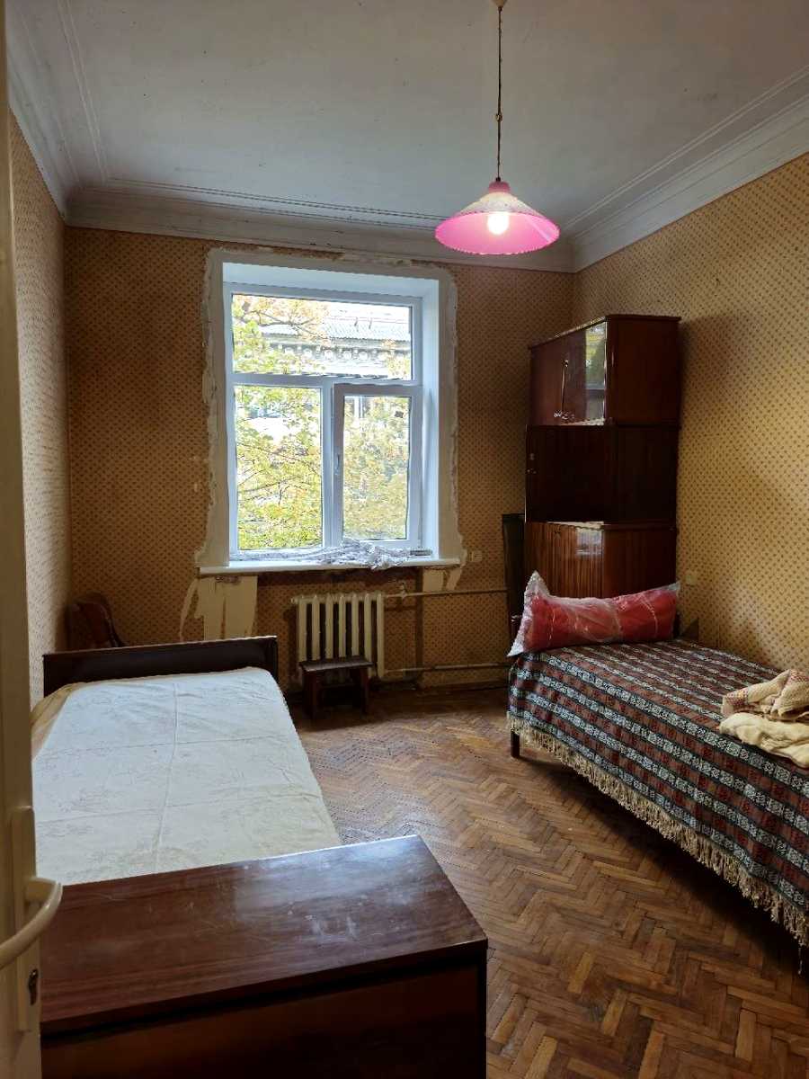 1879584803363044