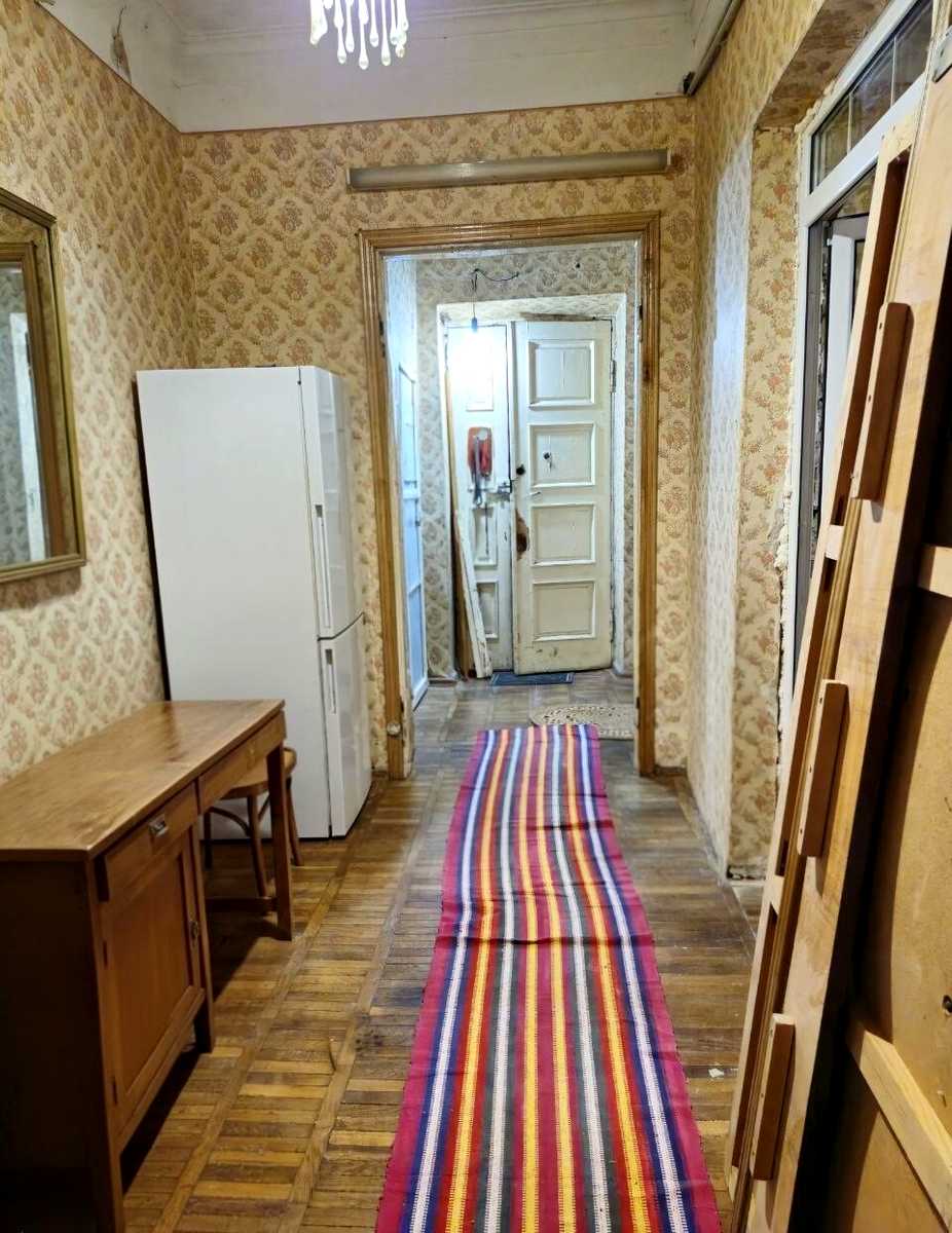 1879584804663104