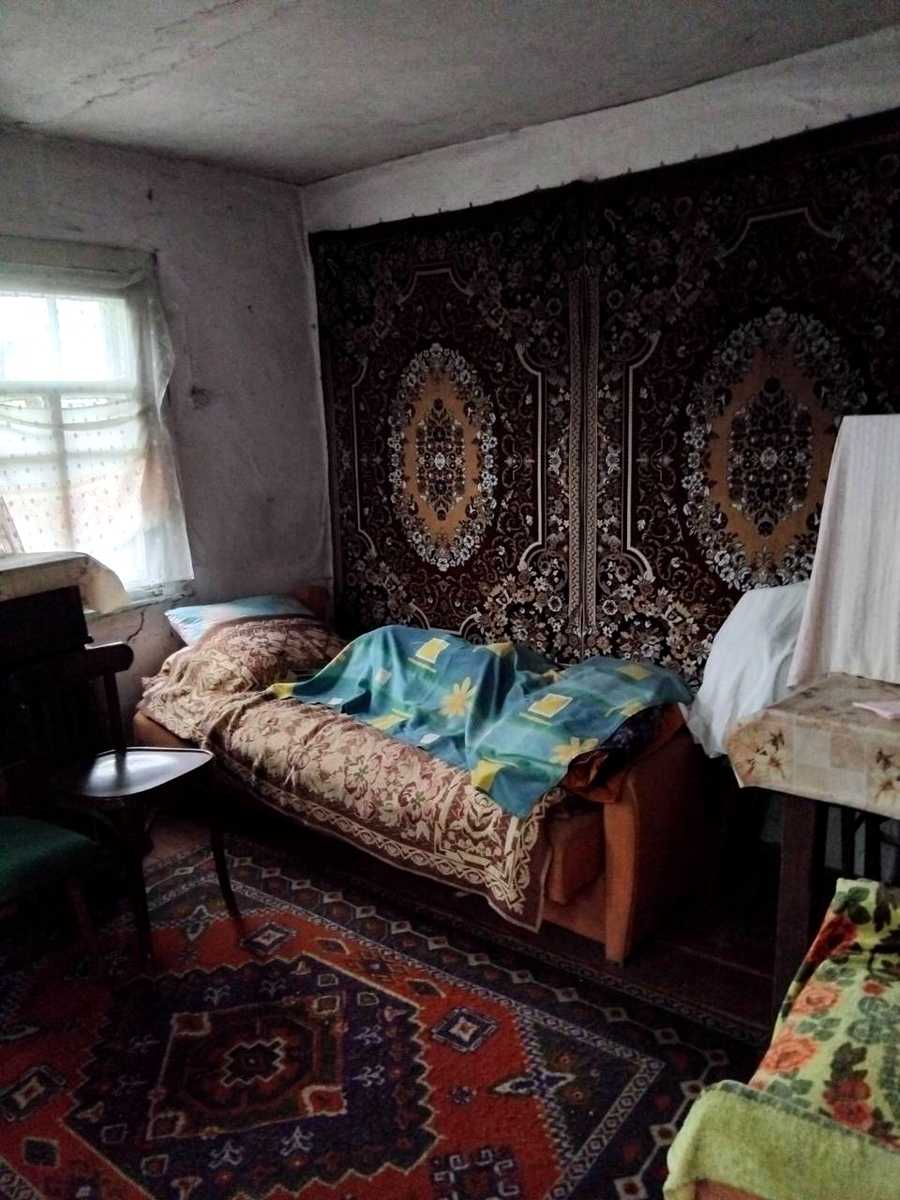 1879585068374211