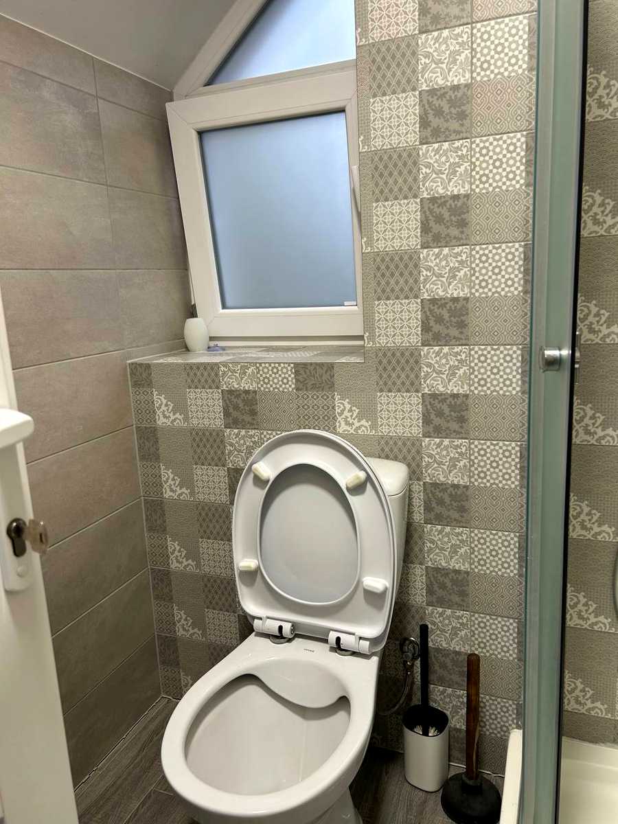 1879587606549650