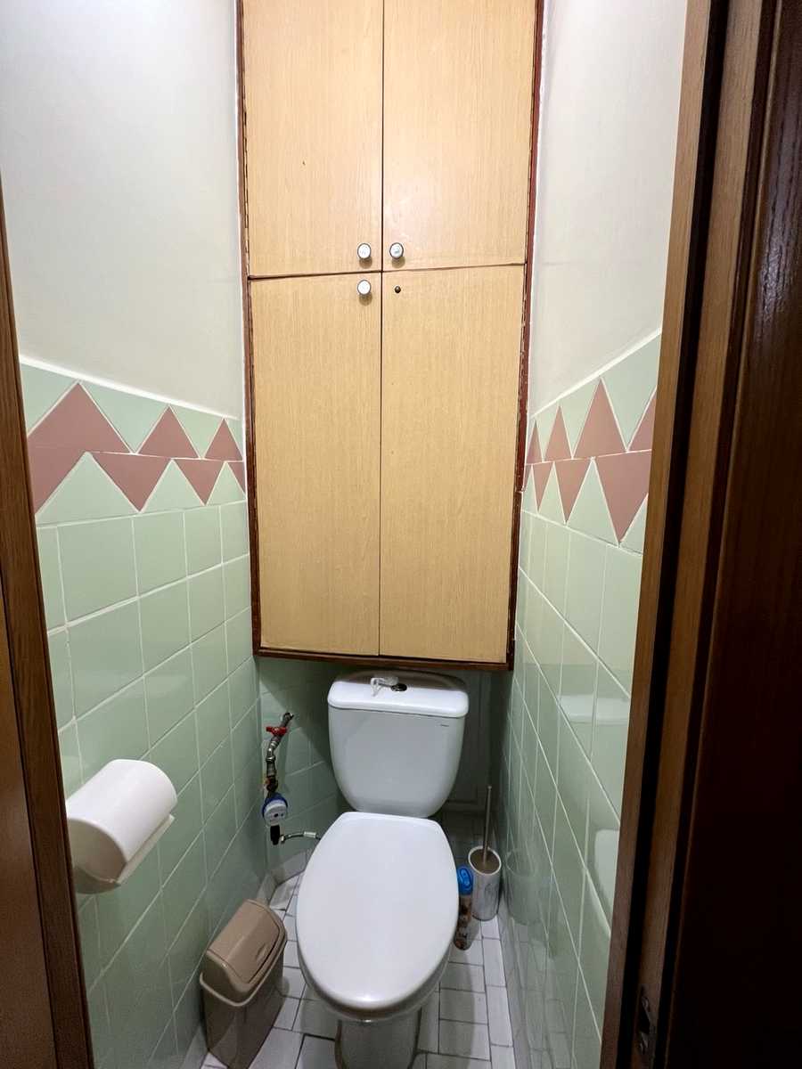 1879587958175872