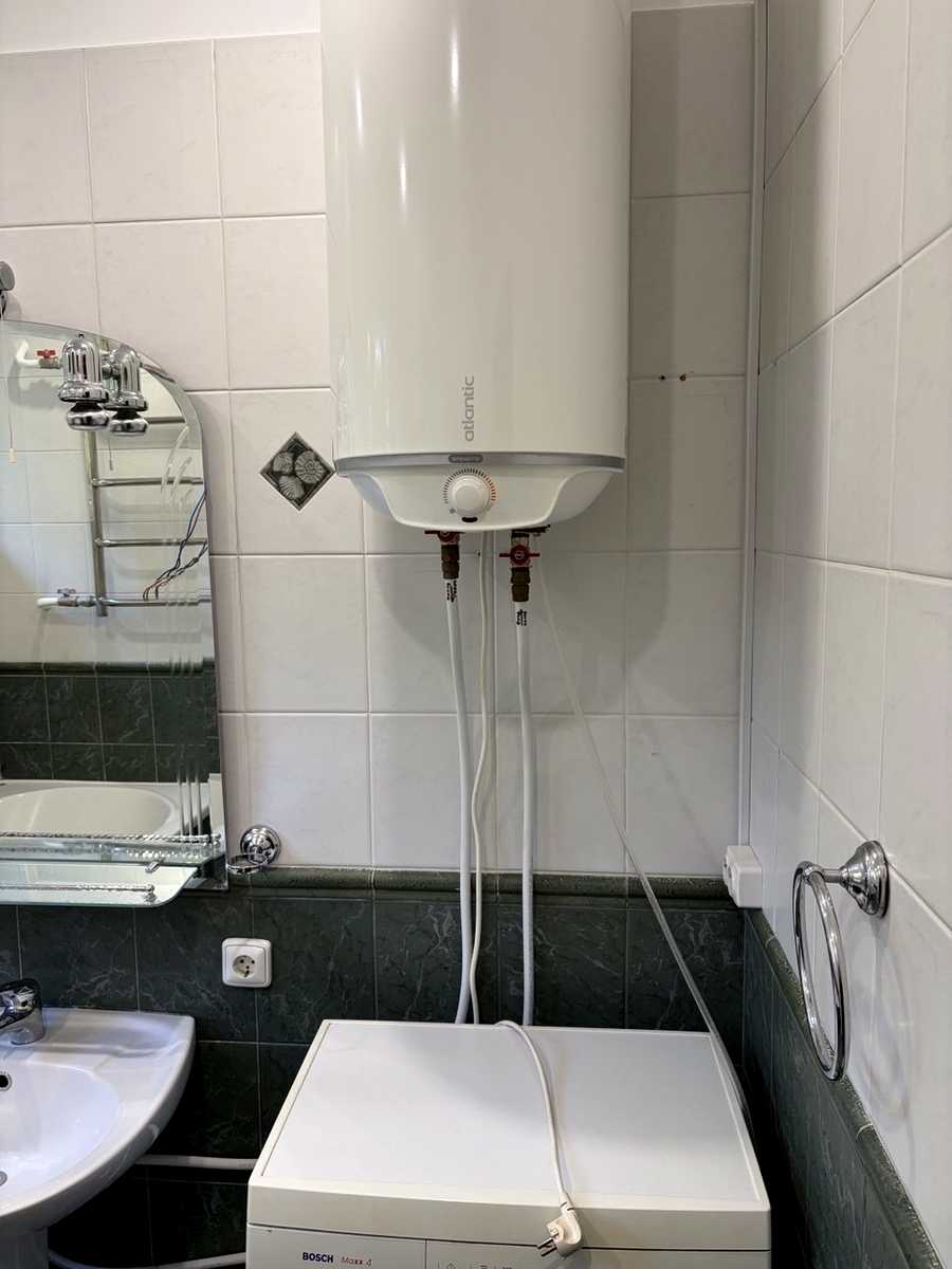 1879589156452385