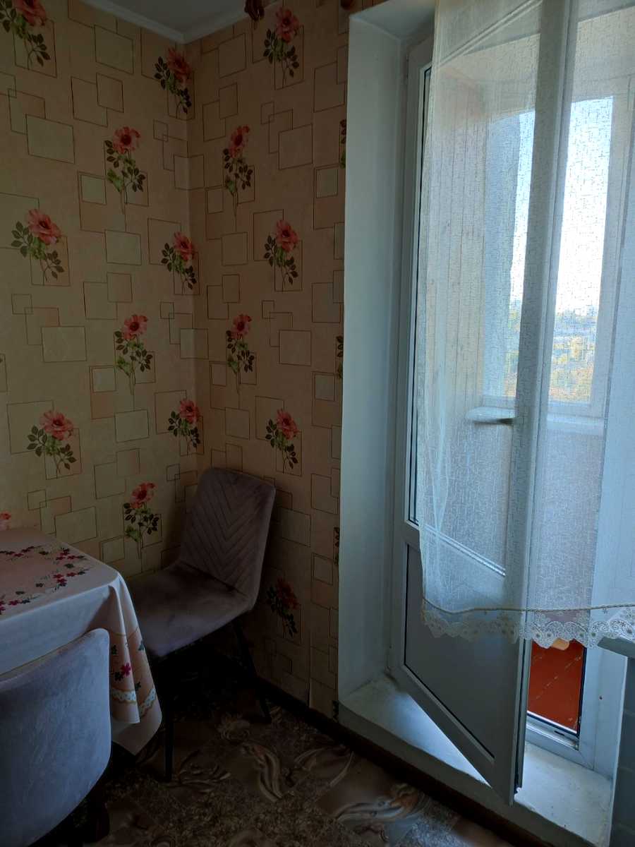 1879589799359645