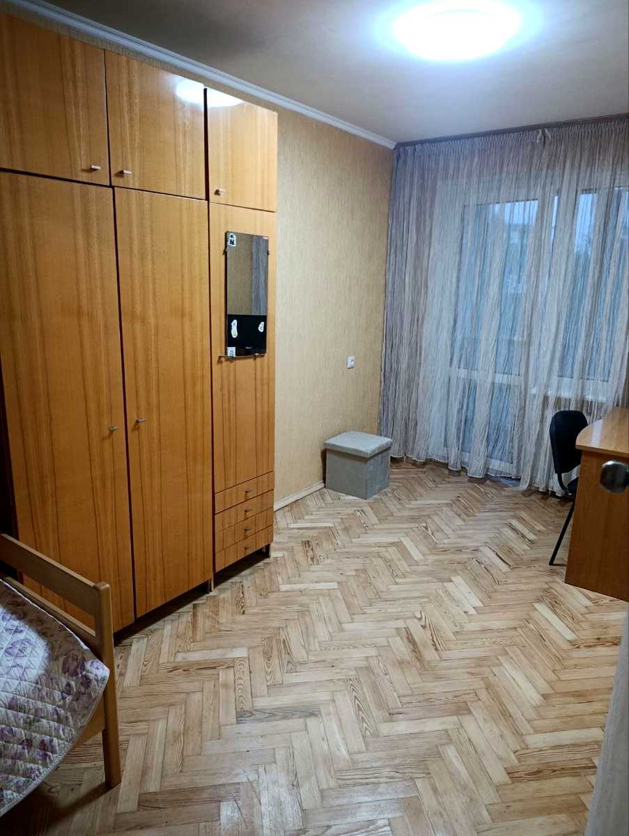 1879594998052635