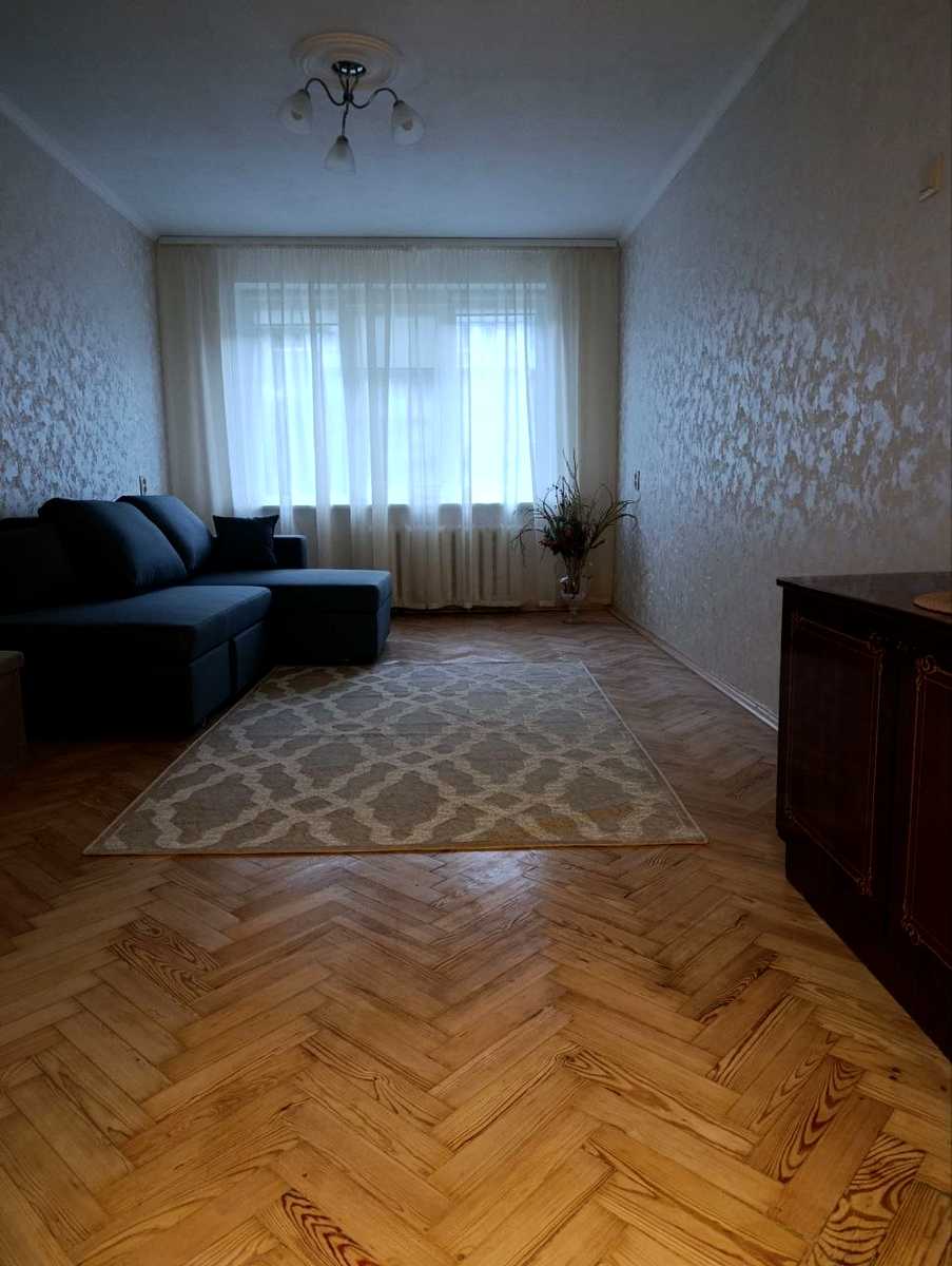 1879594998214090