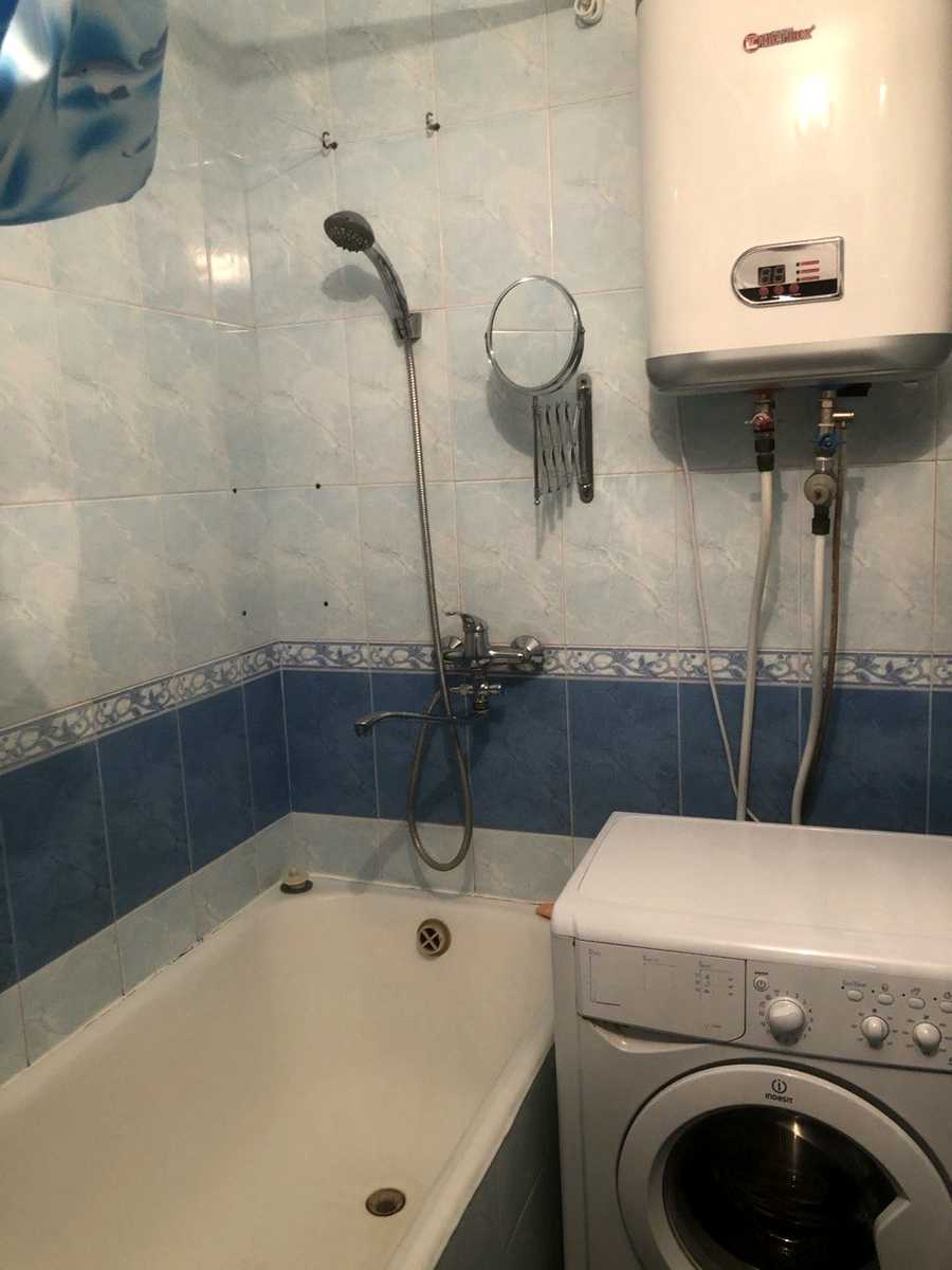 1879596002286010