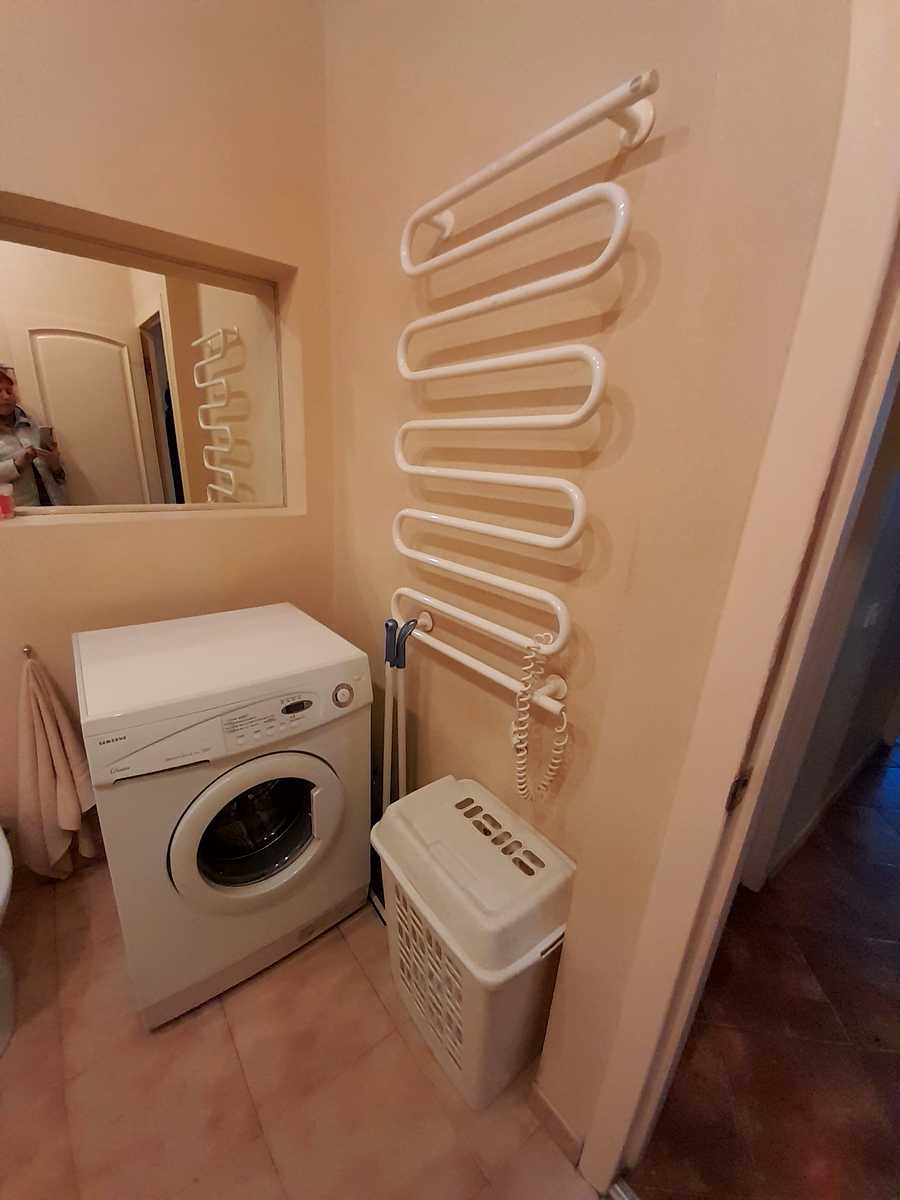 1879596196411512