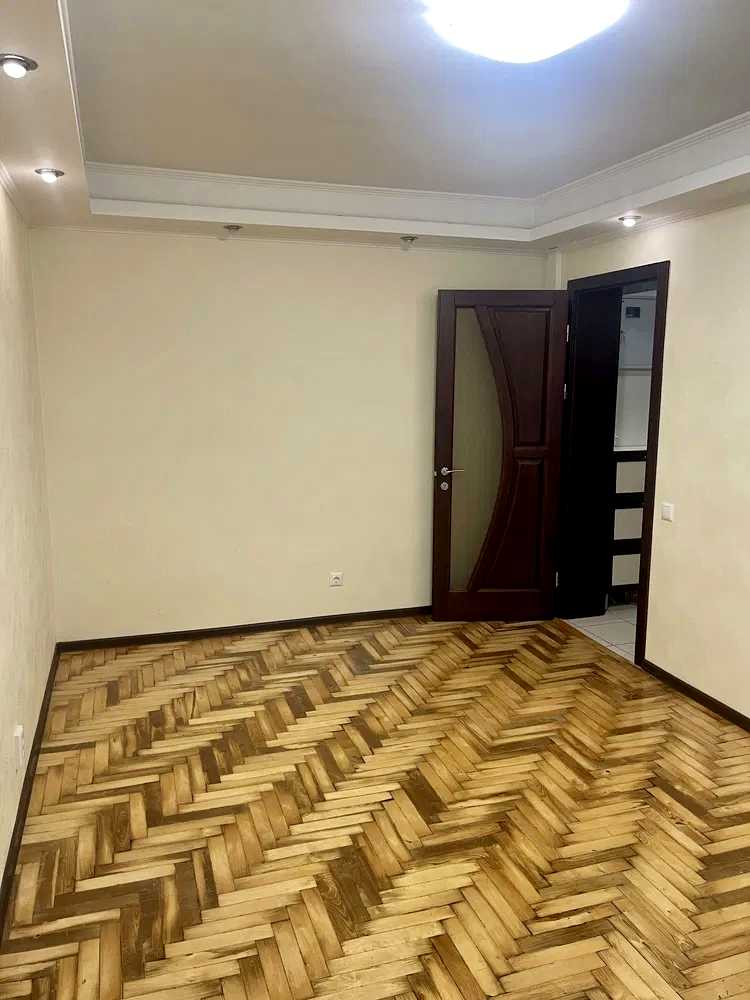 1879598058655591