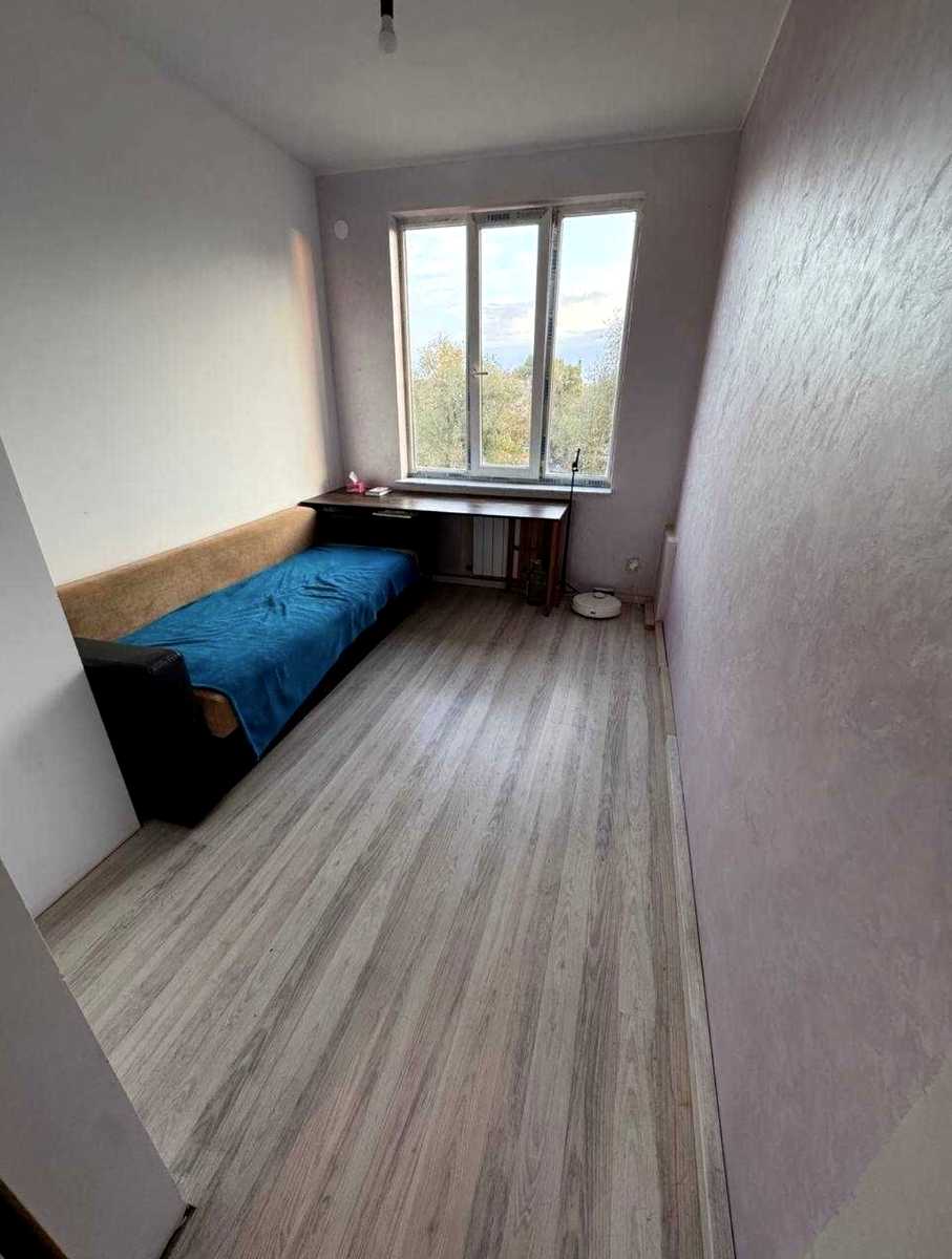 1879623656234636
