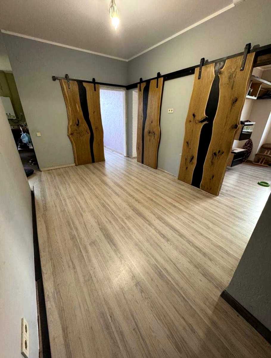 1879623656896832