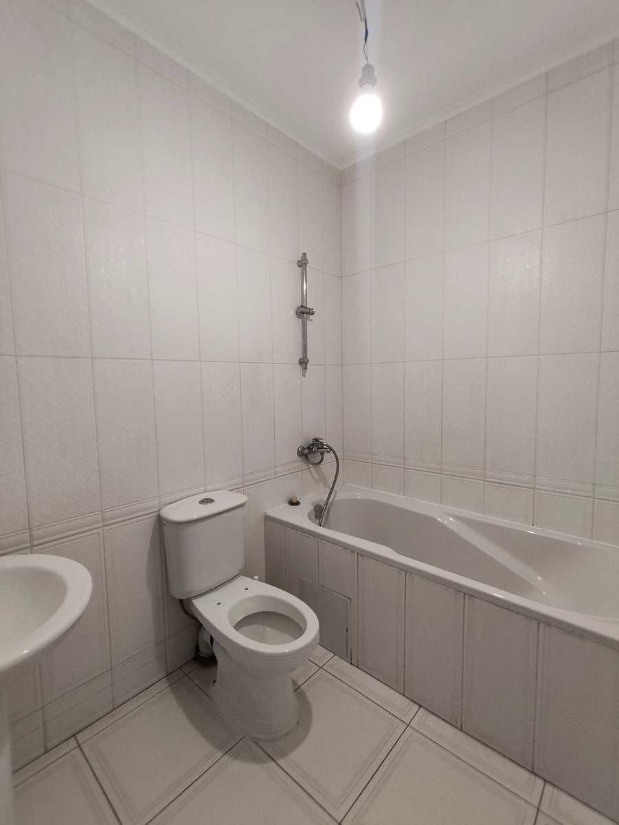 1879635366383787