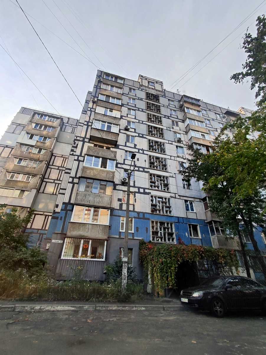 1879640266732475