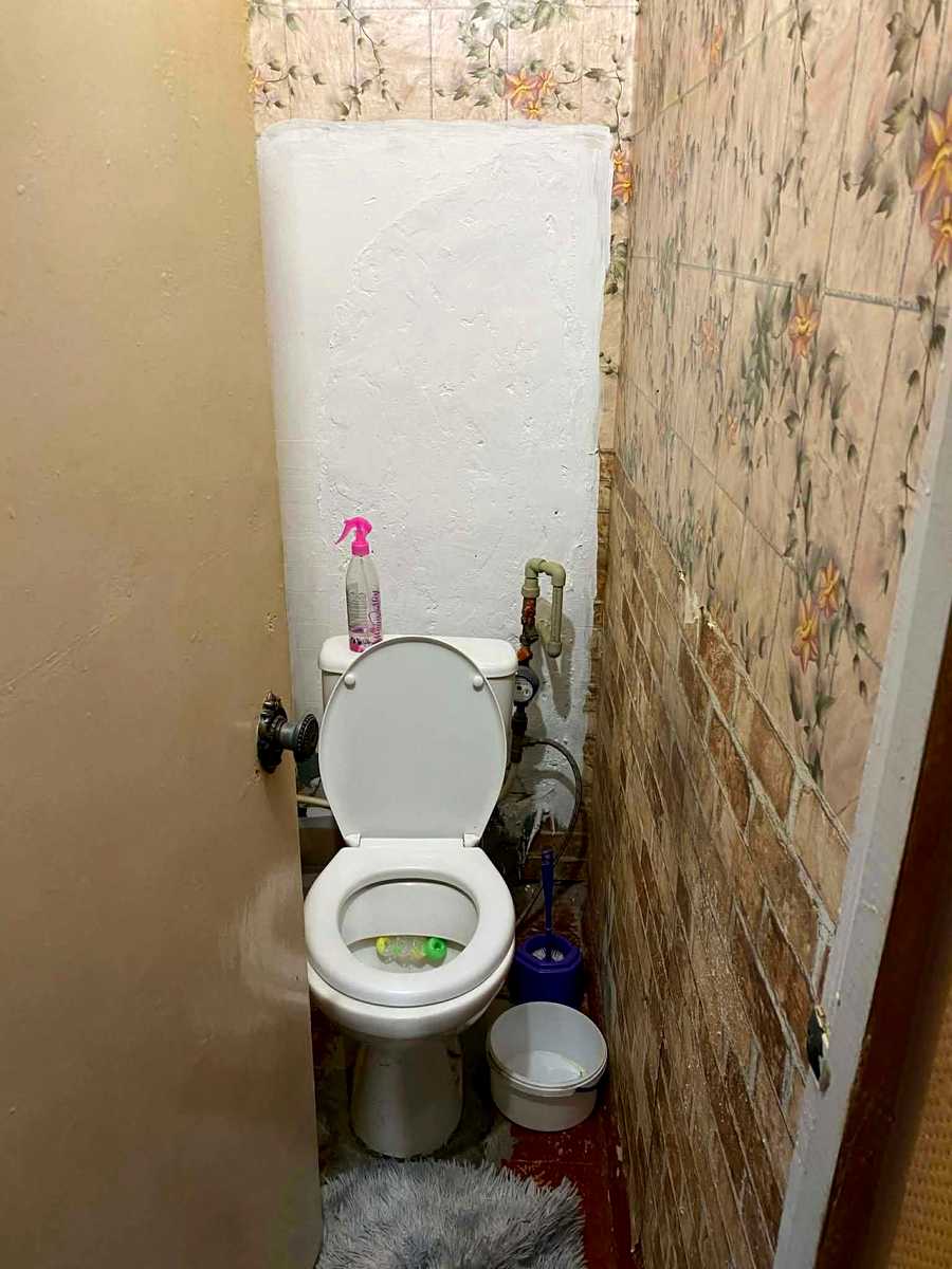 1879642191755844
