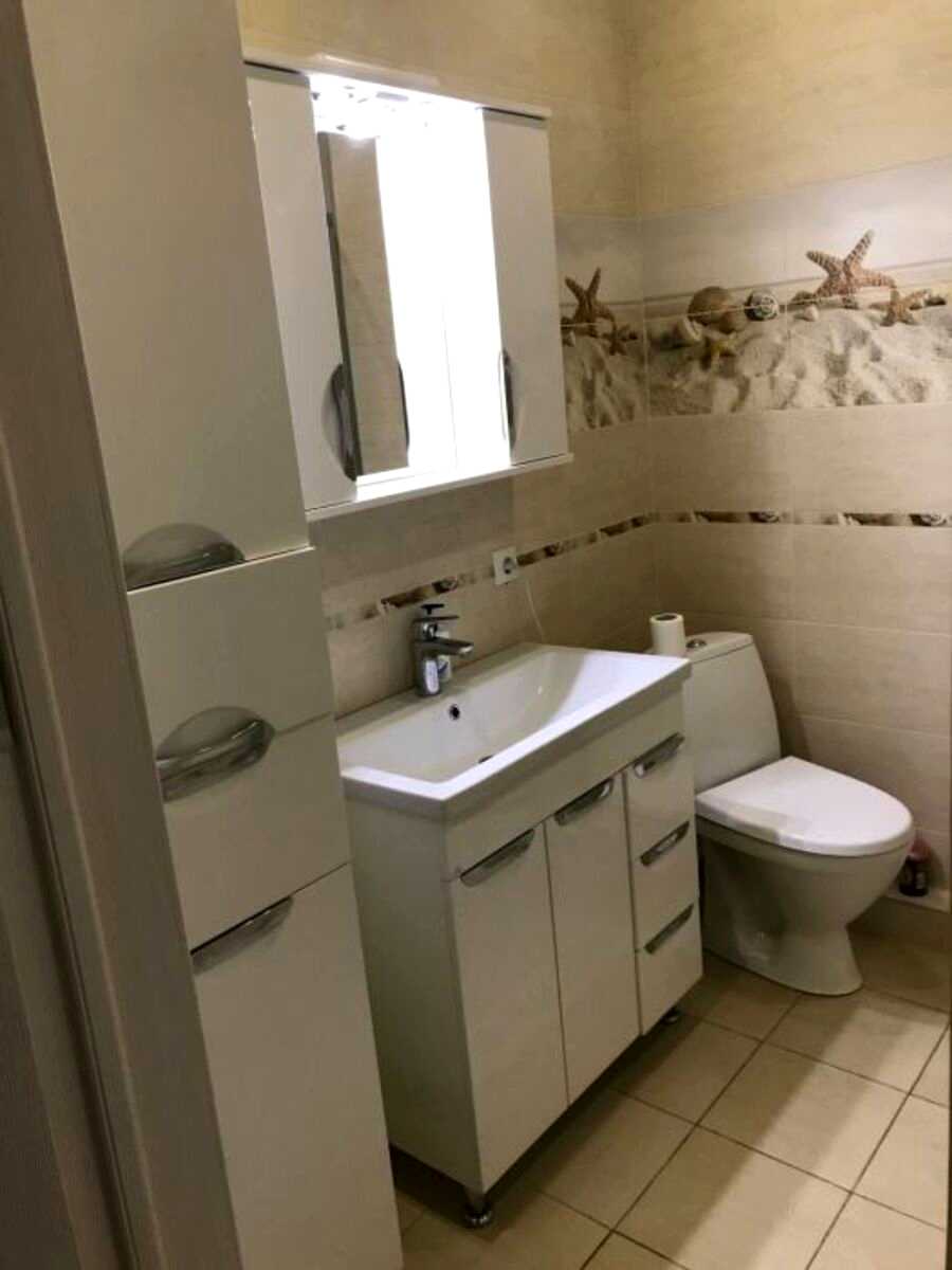 1879644871402571